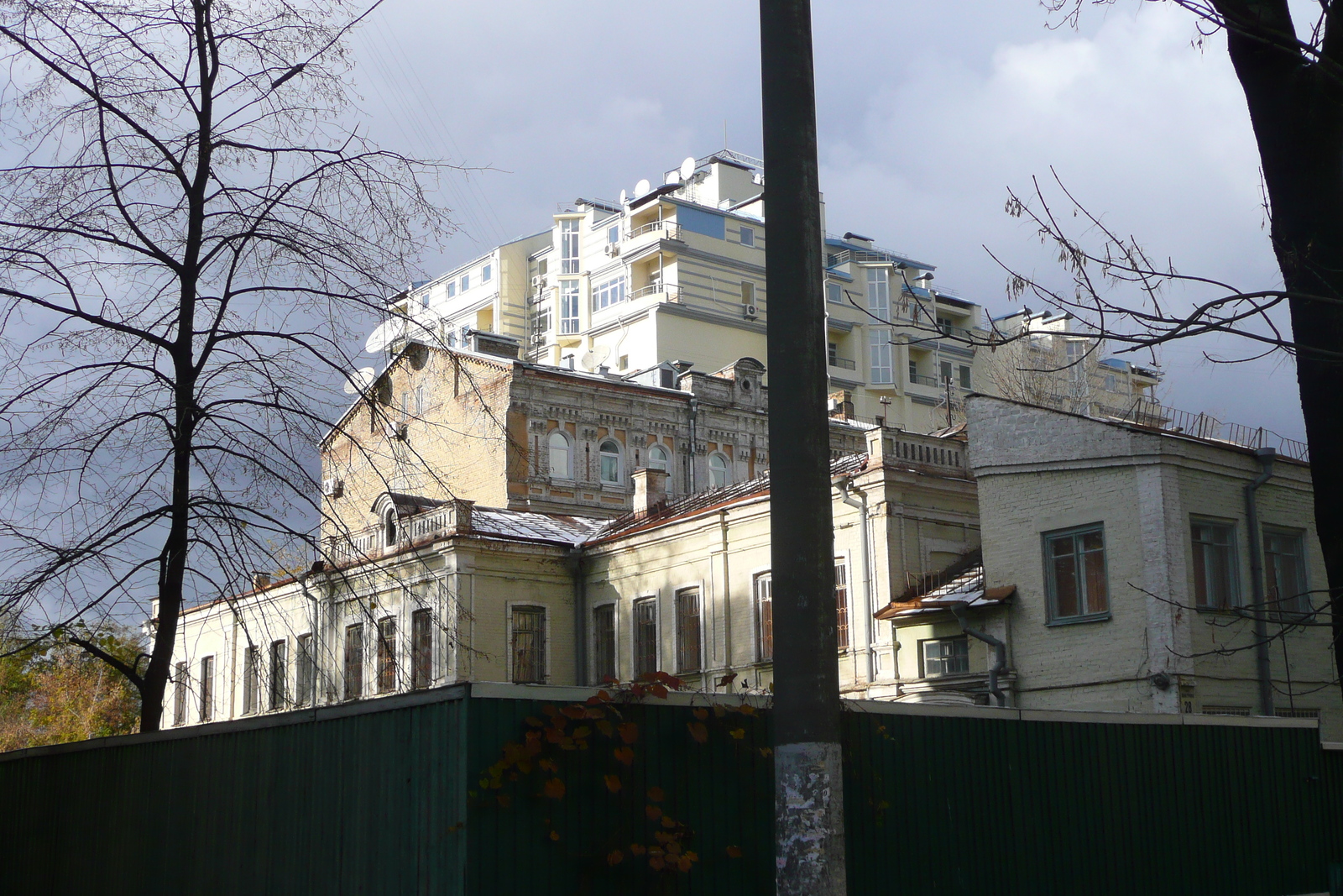 Picture Ukraine Kiev Kudriavets 2007-11 8 - Shopping Mall Kudriavets