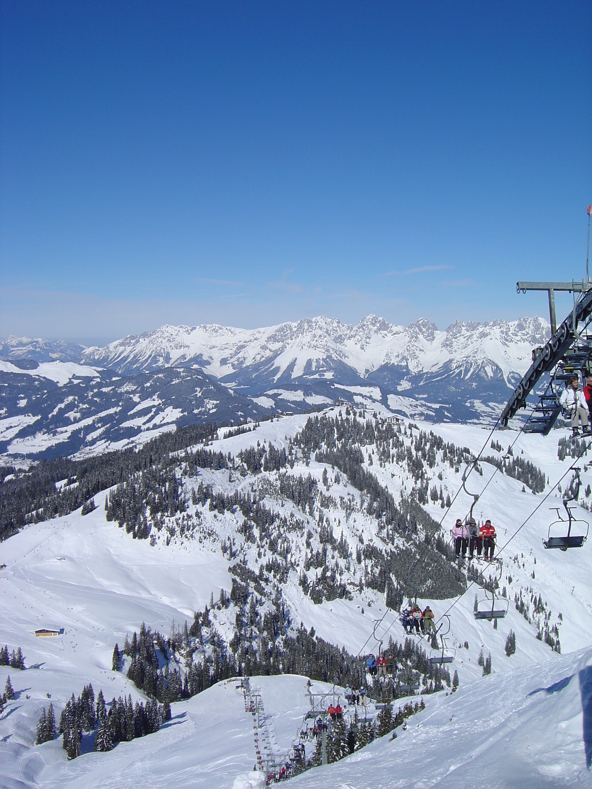 Picture Austria Kitzbuhel Ski 2005-03 45 - Road Ski