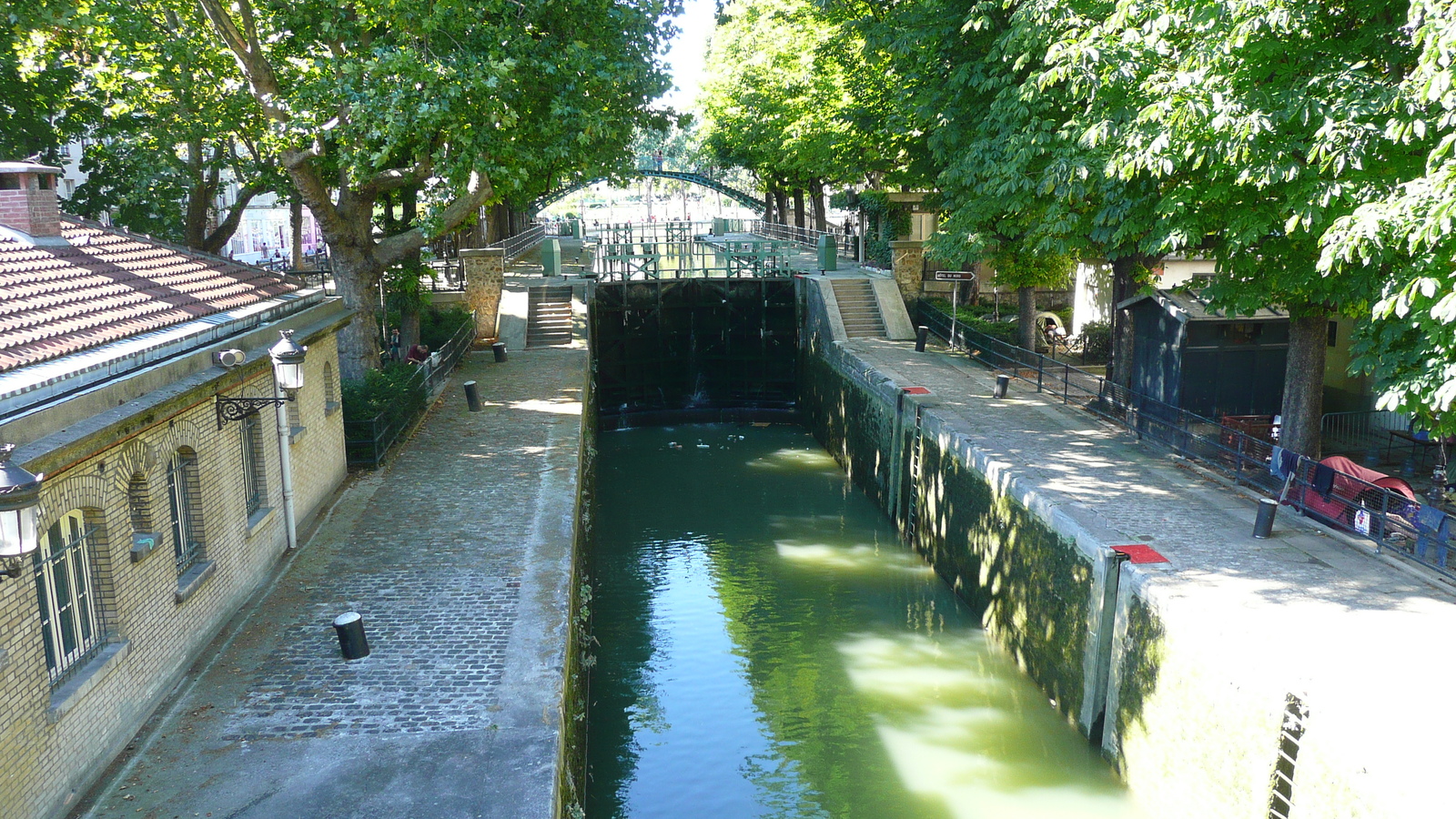 Picture France Paris Canal St Martin 2007-08 5 - Sight Canal St Martin