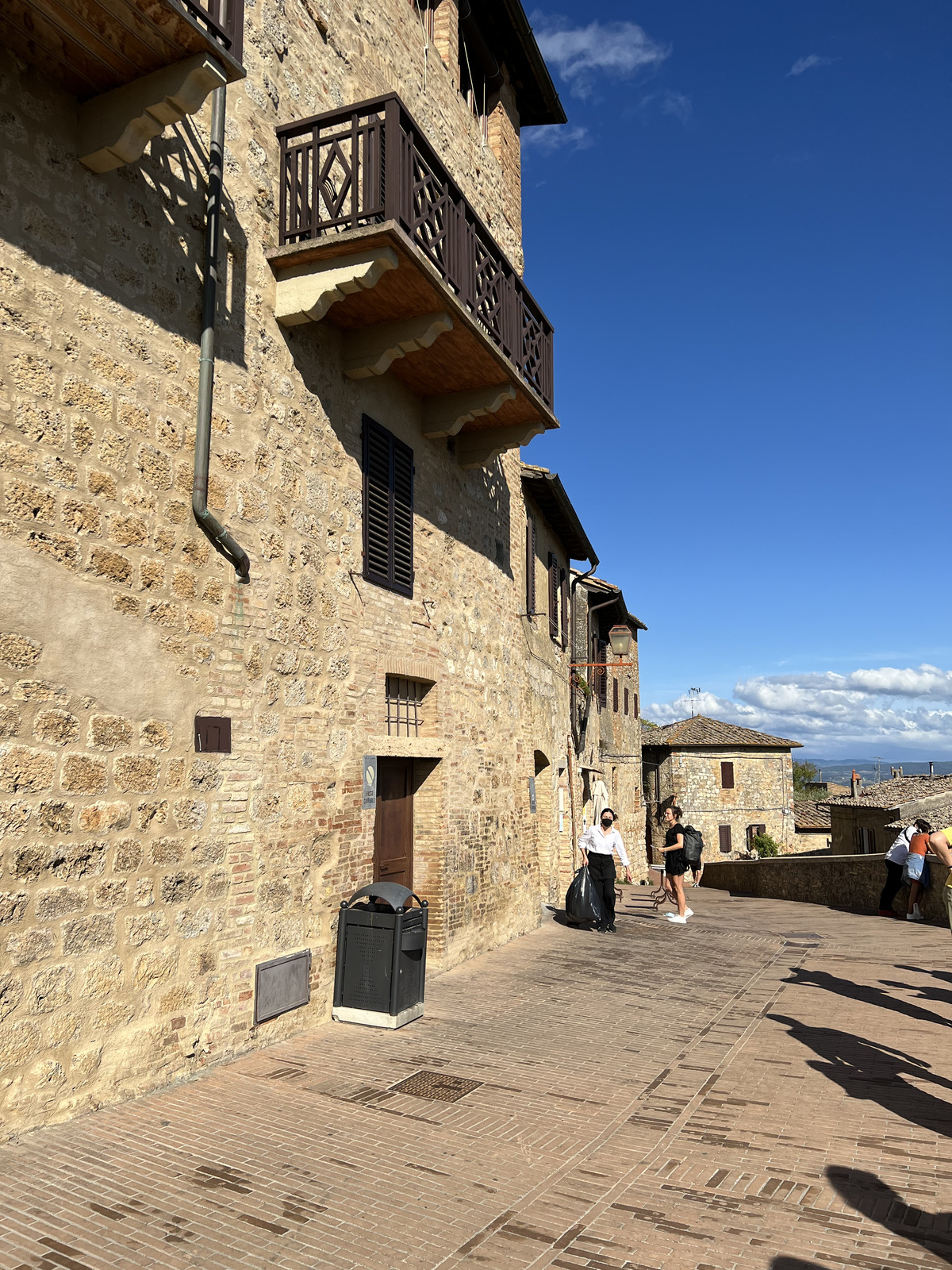 Picture Italy San Gimignano 2021-09 15 - Tourist San Gimignano