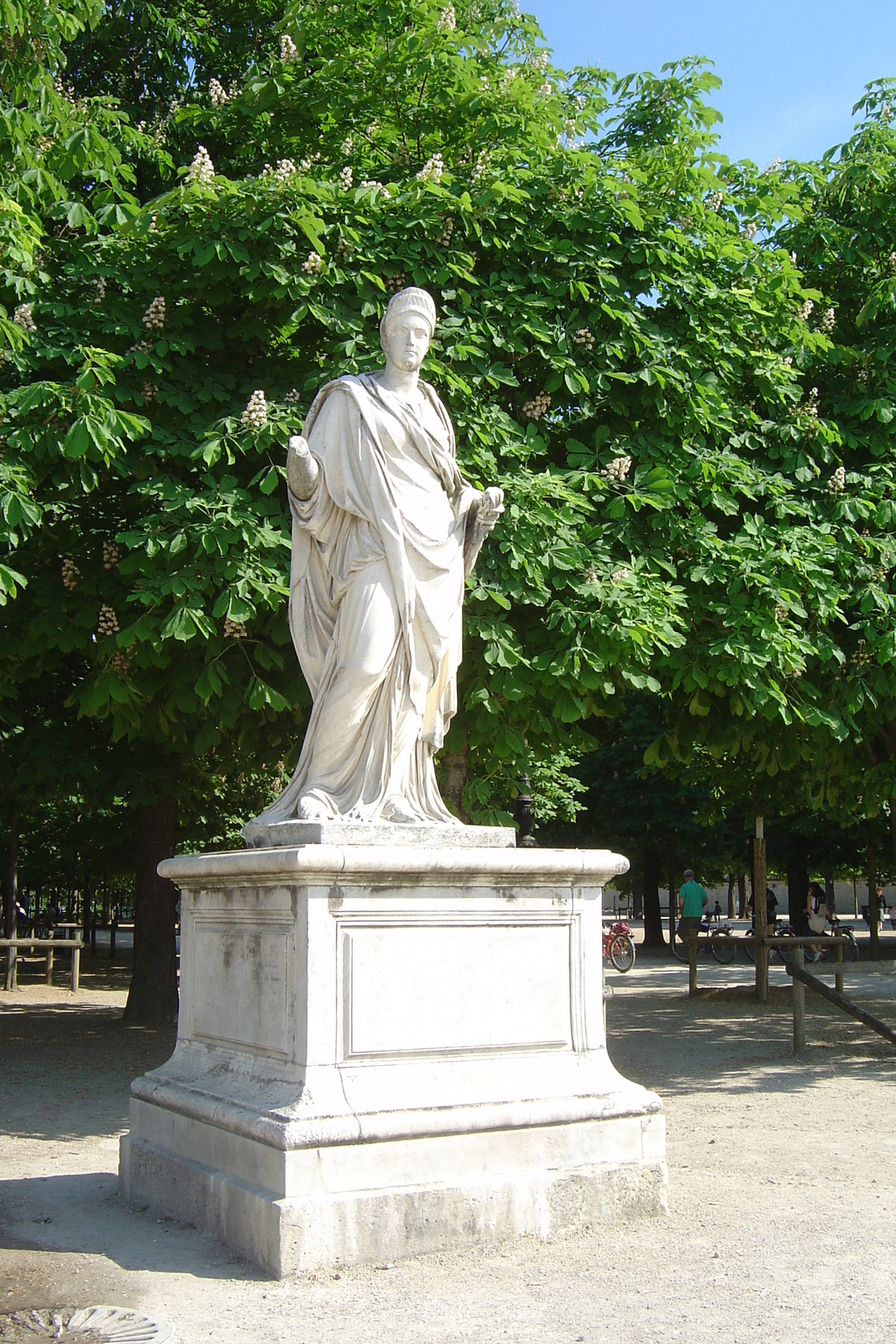 Picture France Paris Garden of Tuileries 2007-05 75 - Travels Garden of Tuileries