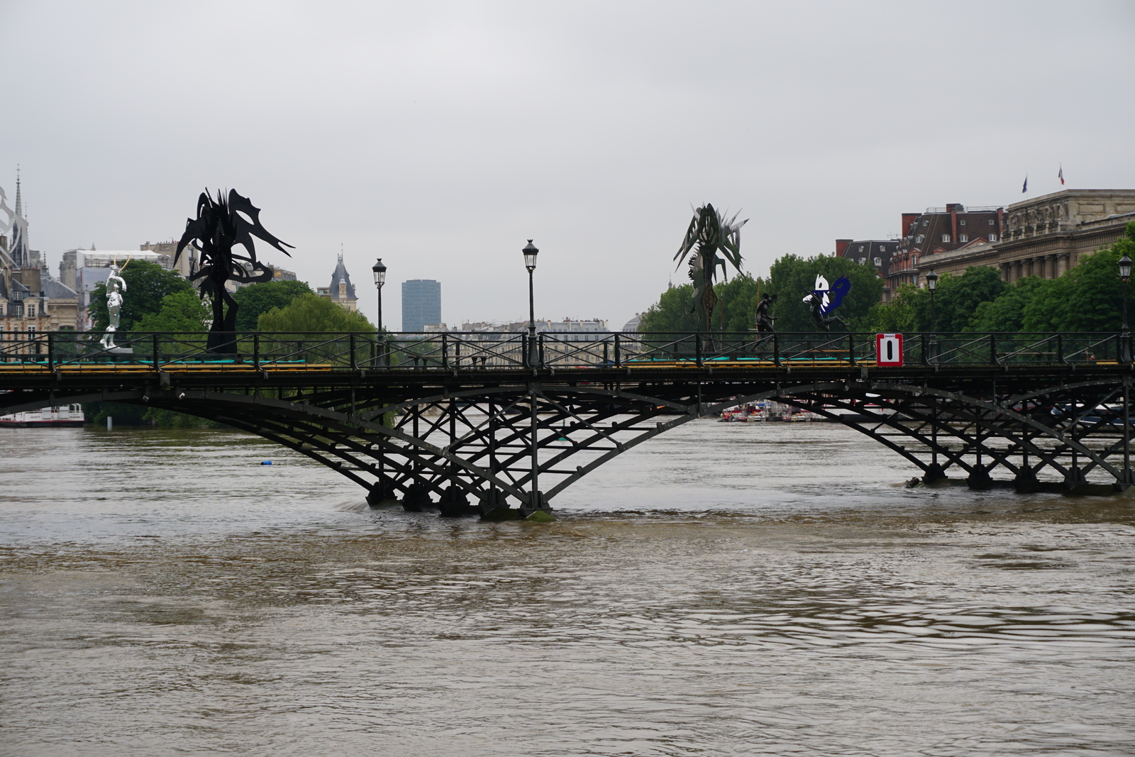 Picture France Paris Seine river 2016-06 28 - Tourist Places Seine river