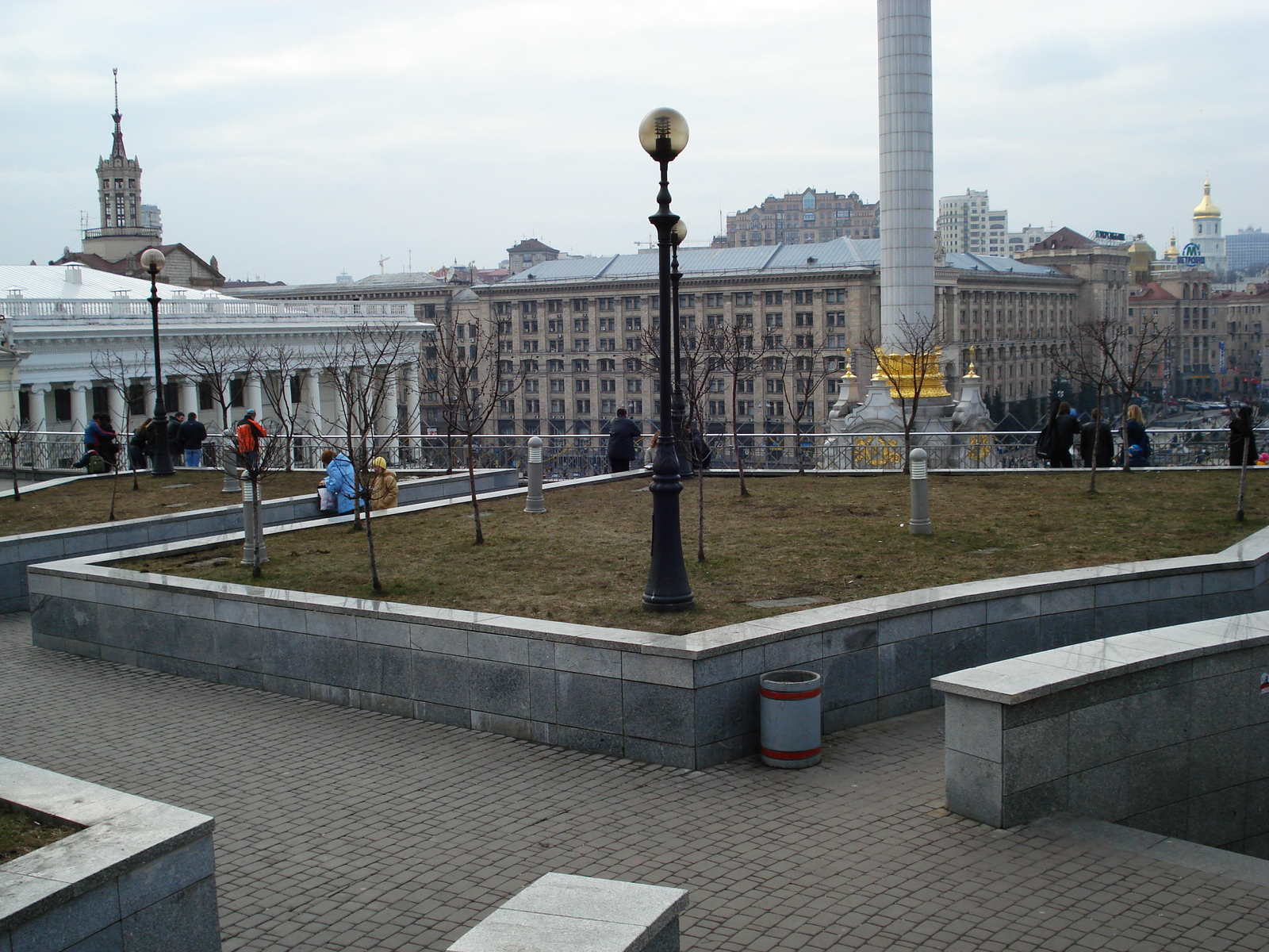 Picture Ukraine Kiev Kreschatyk Street 2007-03 11 - View Kreschatyk Street