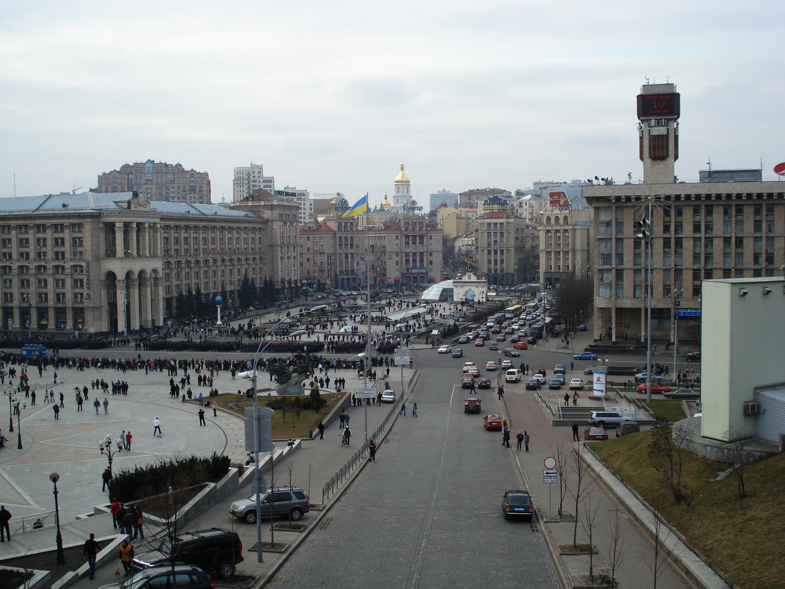 Picture Ukraine Kiev Kreschatyk Street 2007-03 39 - Photos Kreschatyk Street