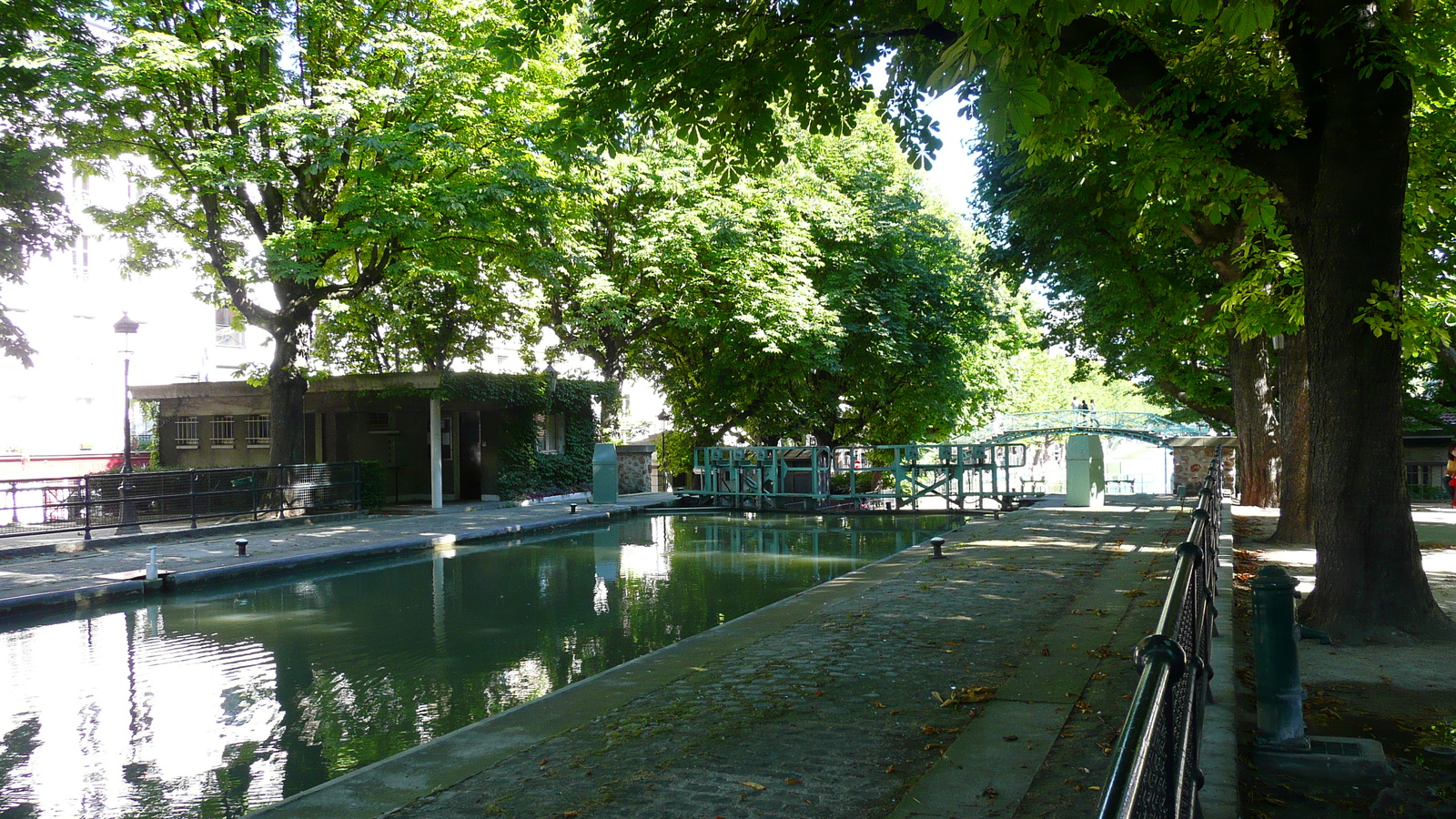 Picture France Paris Canal St Martin 2007-08 2 - Road Map Canal St Martin