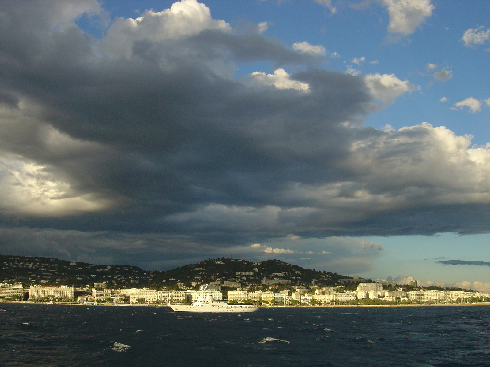 Picture France Cannes 2005-10 20 - Views Cannes