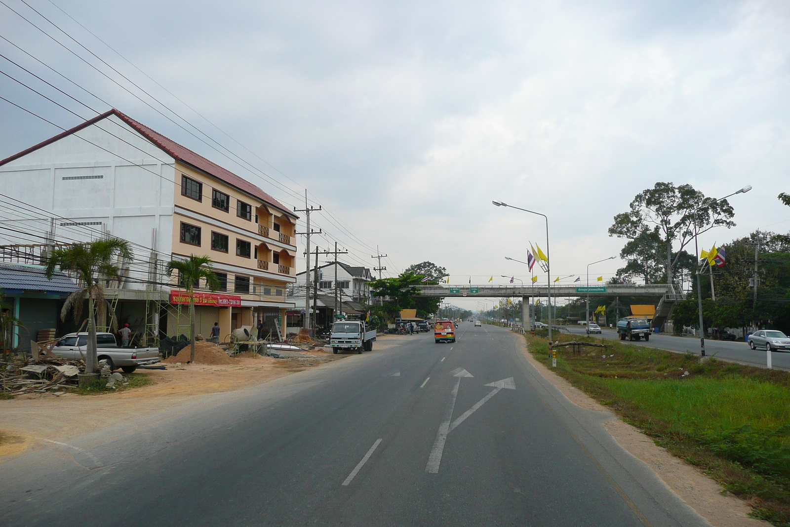 Picture Thailand Chonburi Sukhumvit road 2008-01 155 - Photographers Sukhumvit road