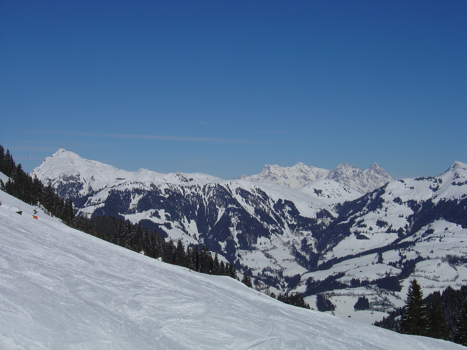 Picture Austria Kitzbuhel Ski 2005-03 32 - Car Ski