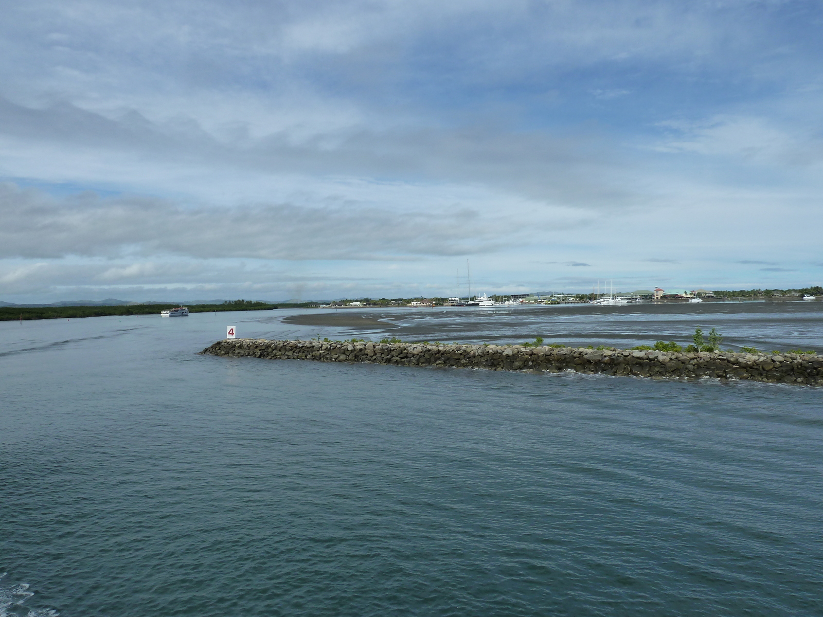 Picture Fiji Port Denarau 2010-05 6 - Discover Port Denarau