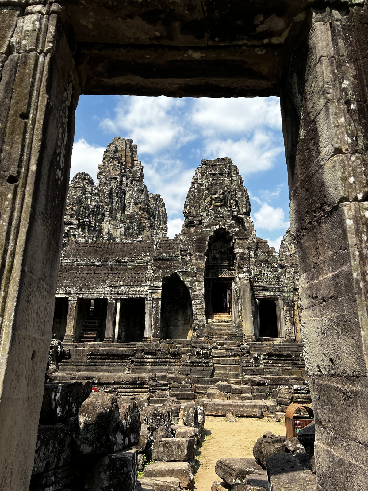 Picture Cambodia Siem Reap Bayon 2023-01 92 - Trail Bayon