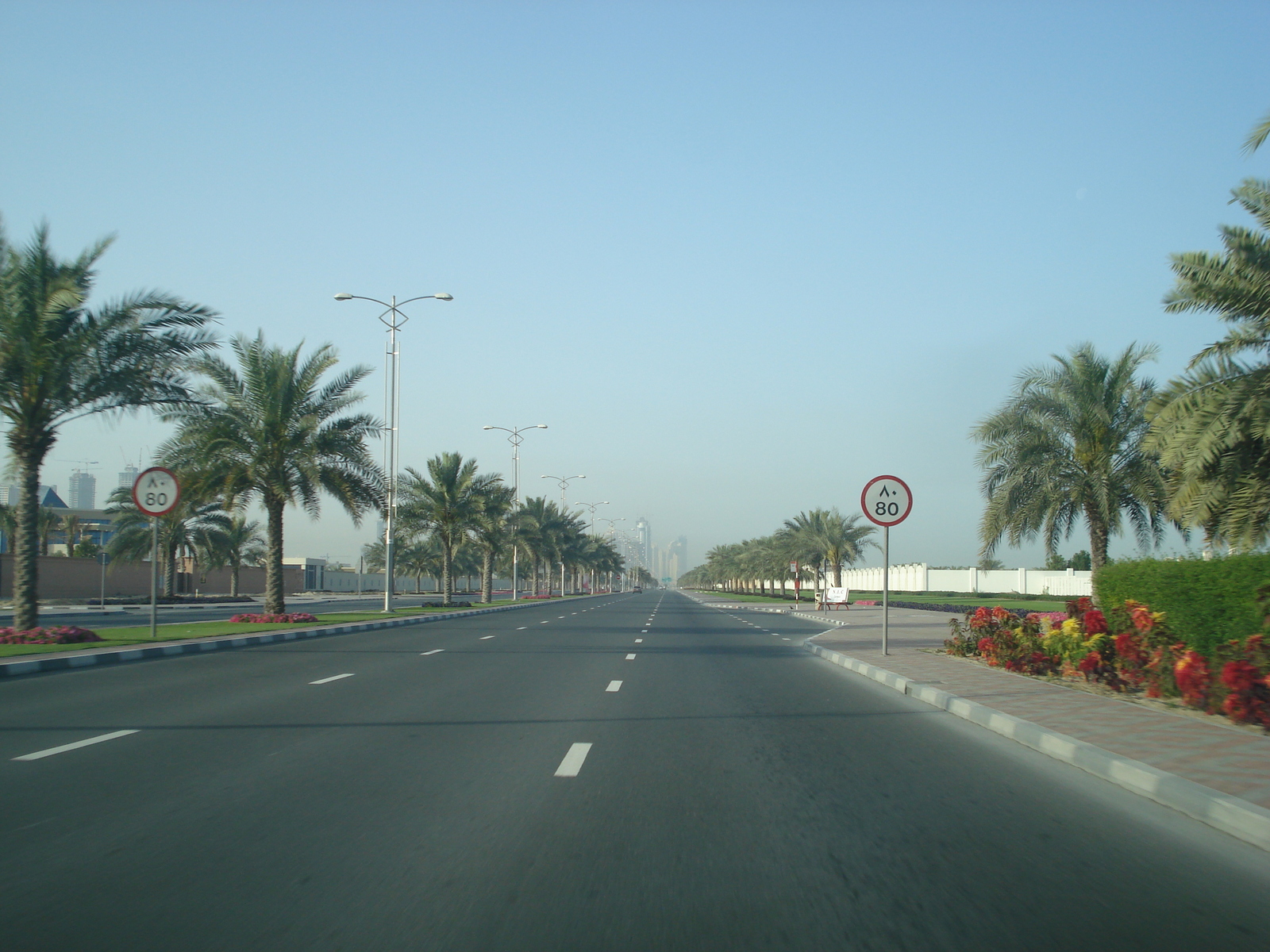 Picture United Arab Emirates Dubai Jumeirah Beach 2007-03 22 - Picture Jumeirah Beach