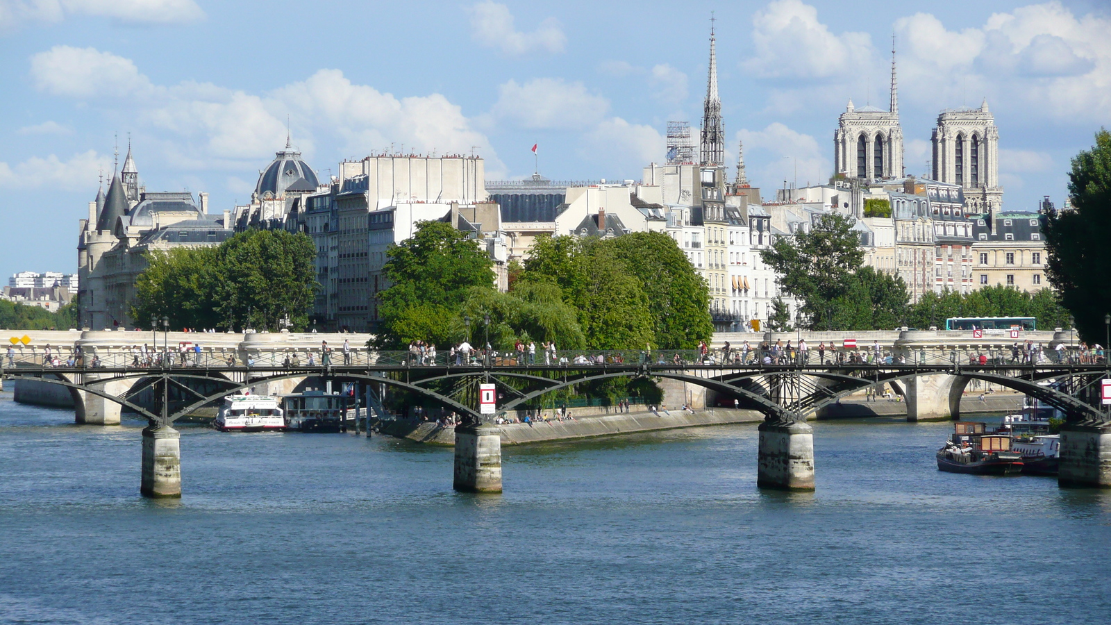 Picture France Paris The Bridges of Paris 2007-07 26 - Picture The Bridges of Paris