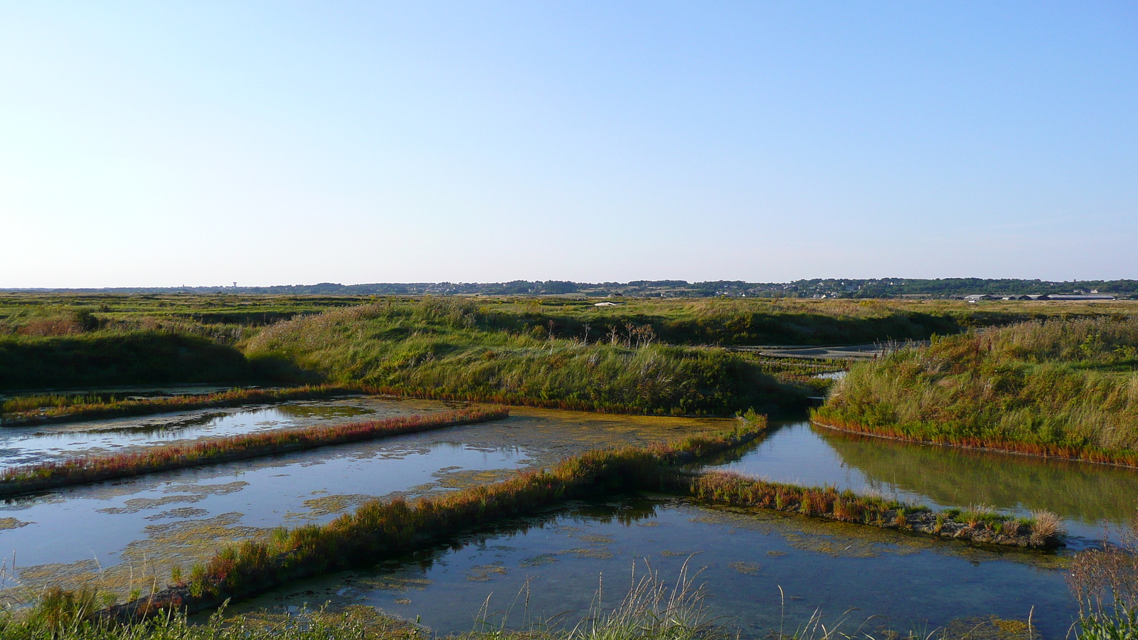 Picture France Guerande Les marais salants 2007-08 16 - Tourist Les marais salants