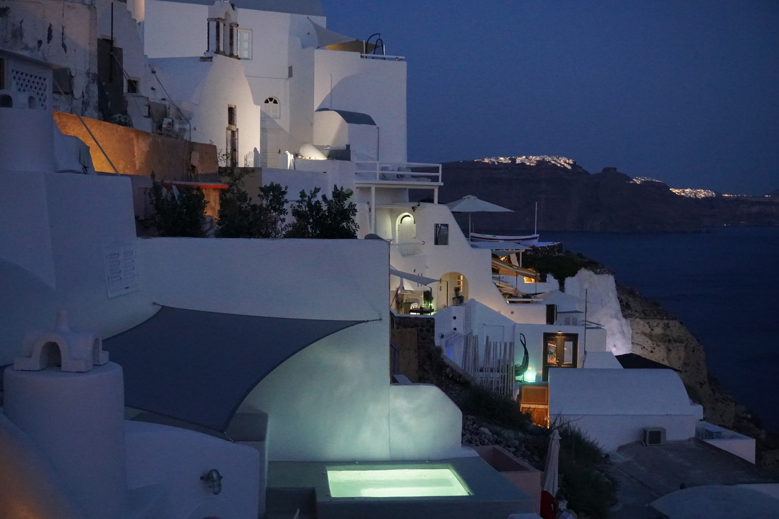 Picture Greece Santorini 2016-07 2 - Perspective Santorini