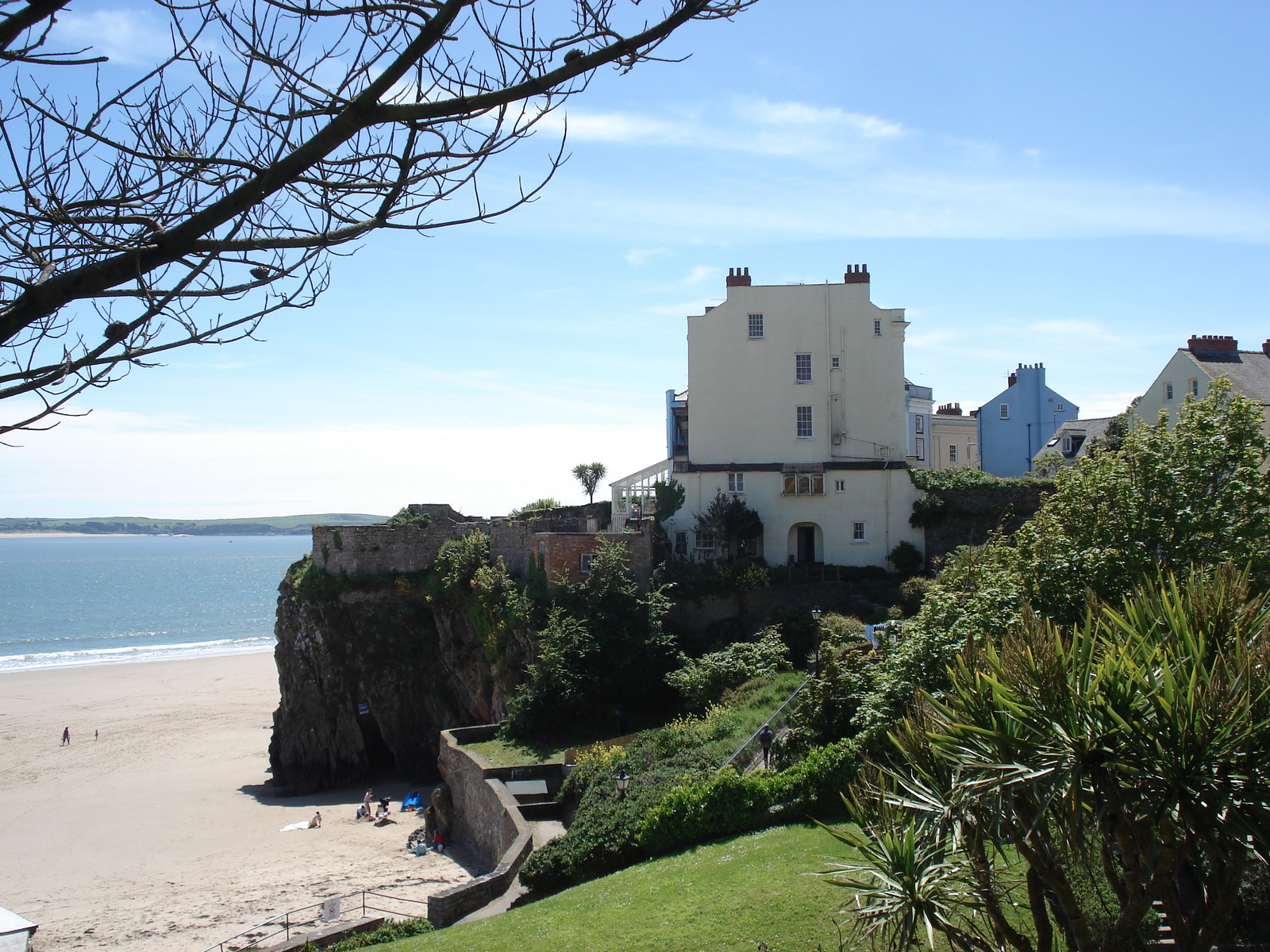 Picture United Kingdom Pembrokeshire Tenby 2006-05 112 - View Tenby