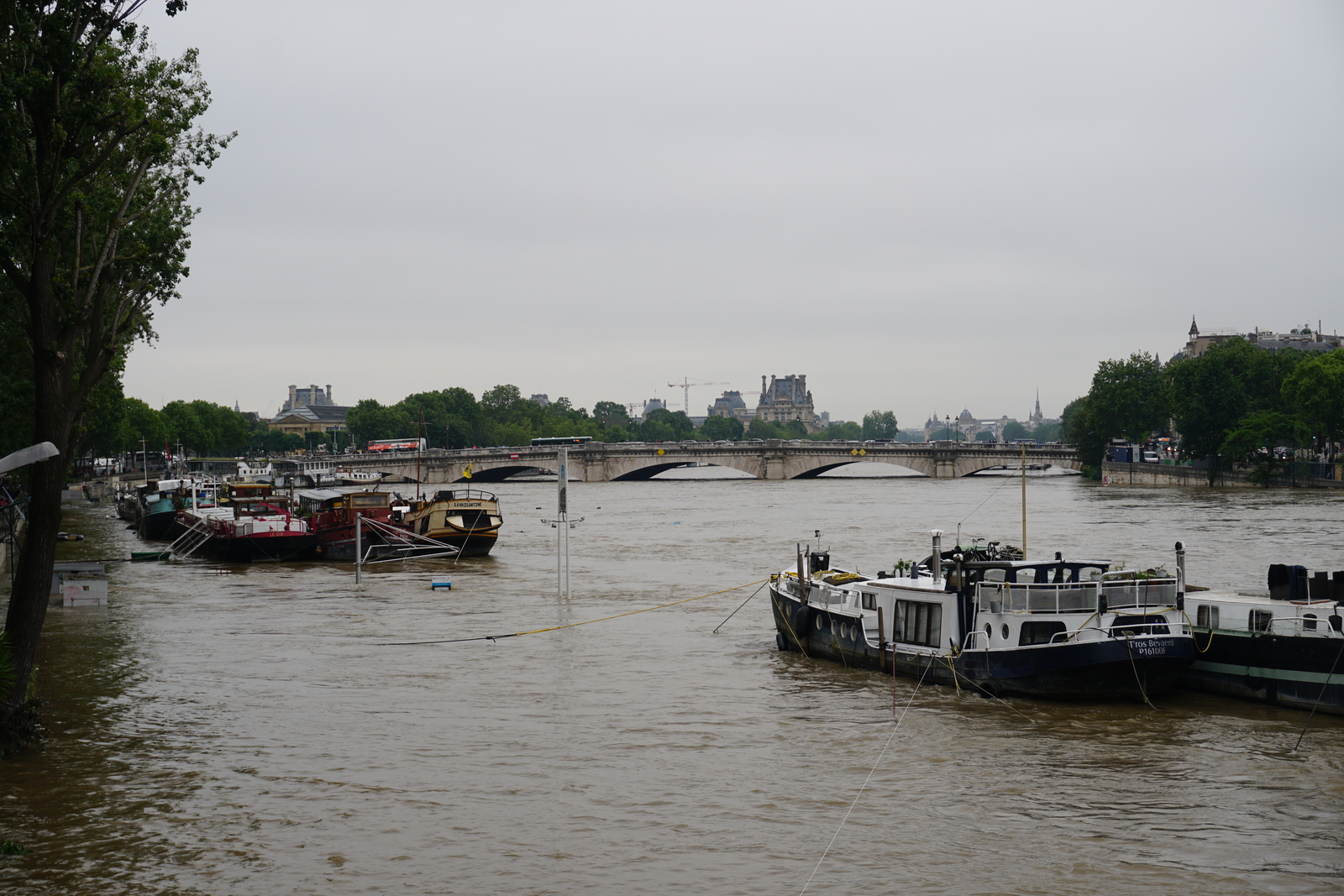 Picture France Paris Seine river 2016-06 73 - Road Map Seine river