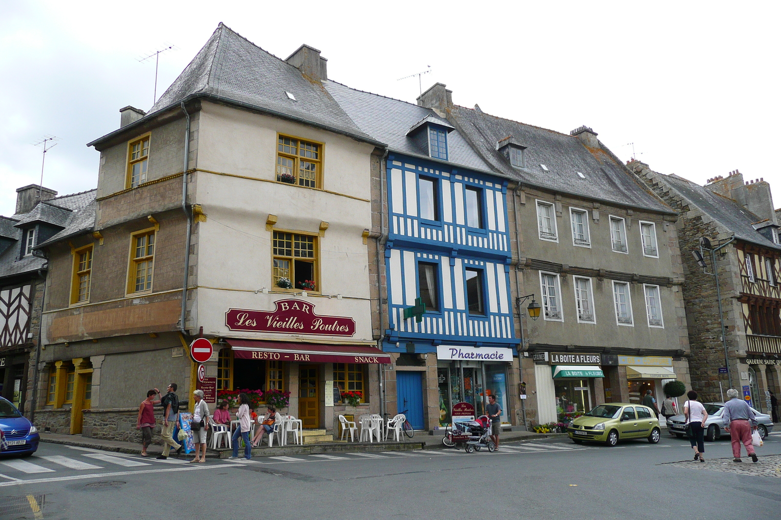 Picture France Treguier 2007-08 14 - View Treguier