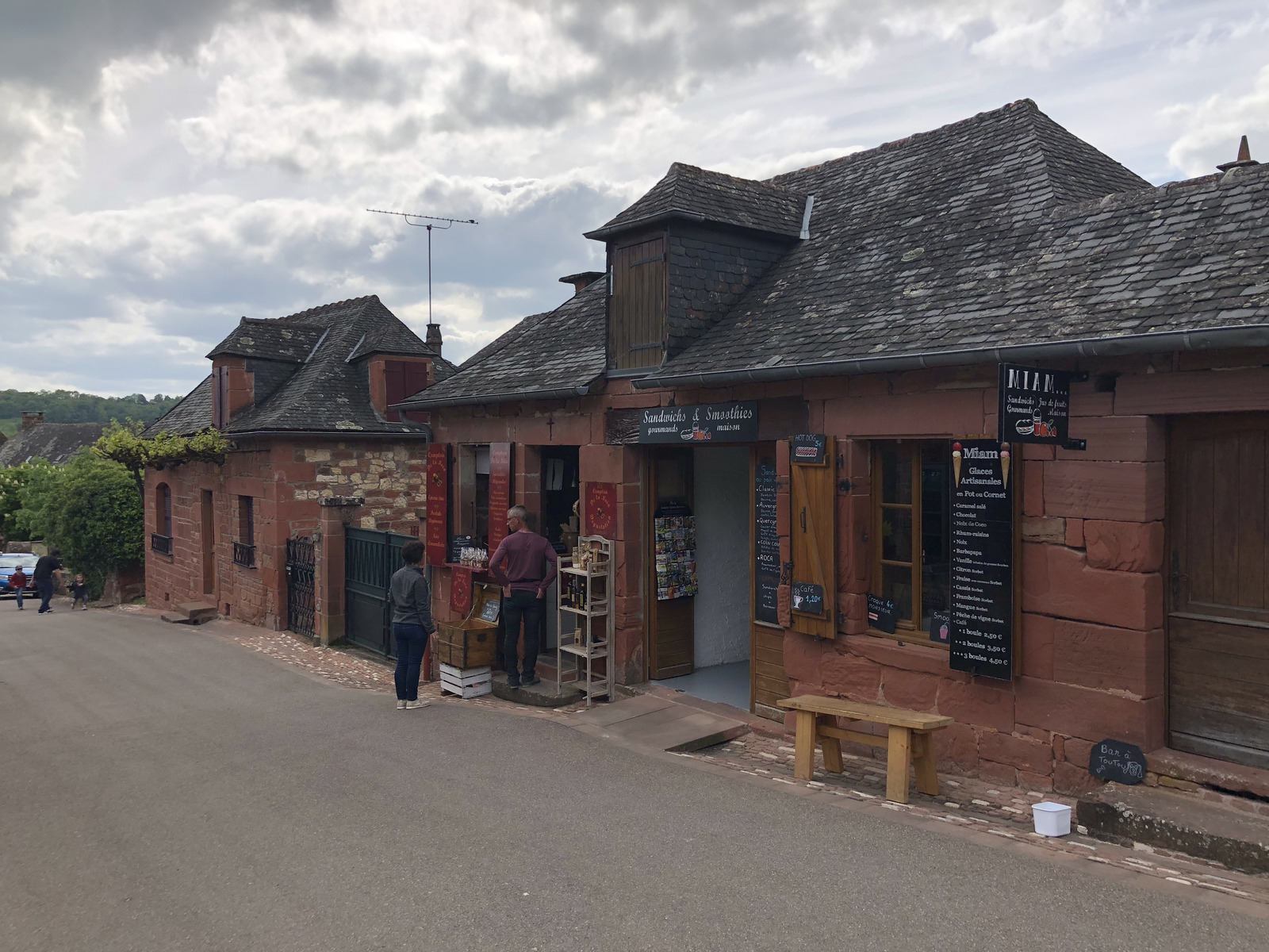 Picture France Collonges la Rouge 2018-04 40 - View Collonges la Rouge