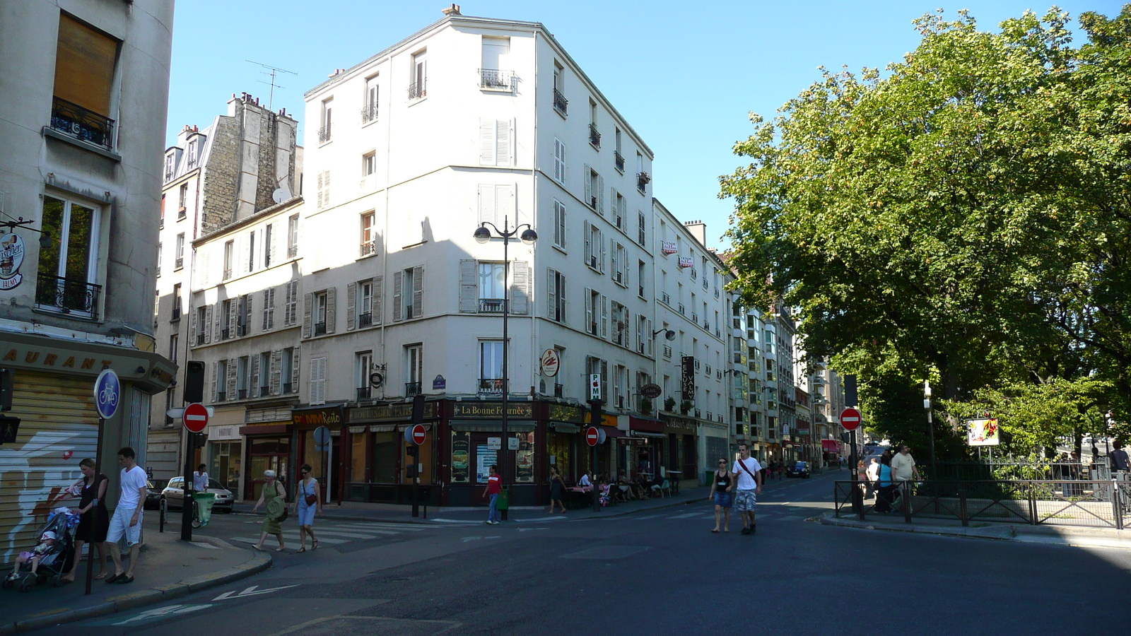 Picture France Paris Canal St Martin 2007-08 104 - Sight Canal St Martin