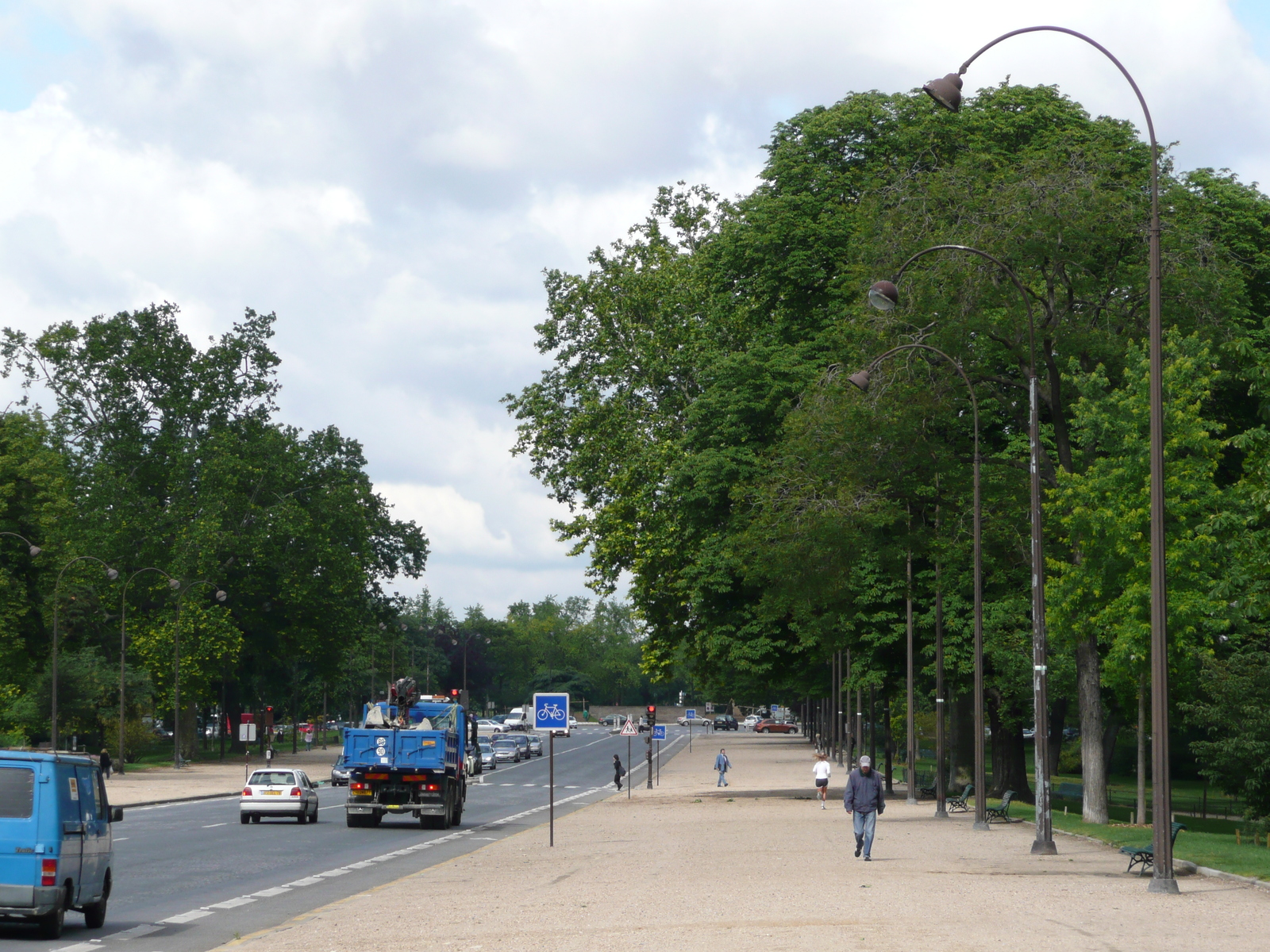 Picture France Paris Avenue Foch 2007-06 122 - Picture Avenue Foch