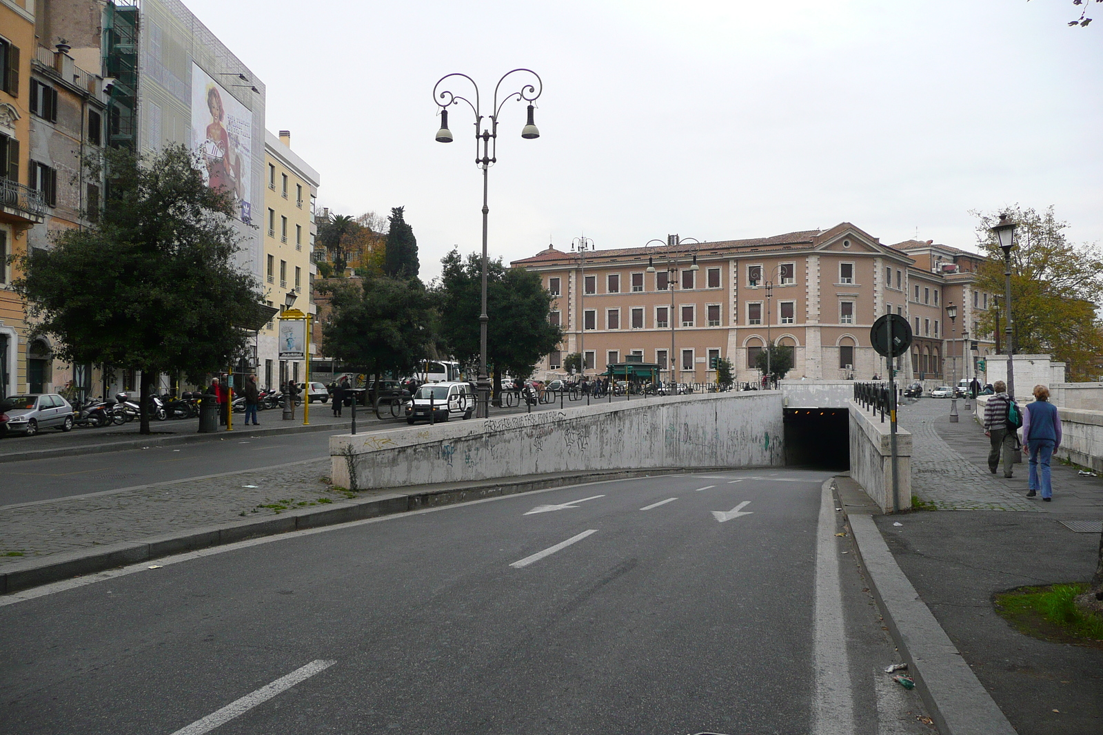 Picture Italy Rome Lungotevere Gianicolense 2007-11 2 - Road Lungotevere Gianicolense