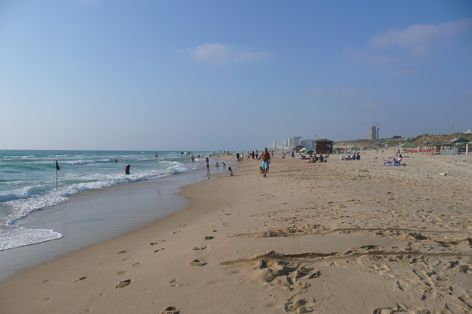 Picture Israel Rishon Le Zion Beach 2007-06 48 - Store Rishon Le Zion Beach