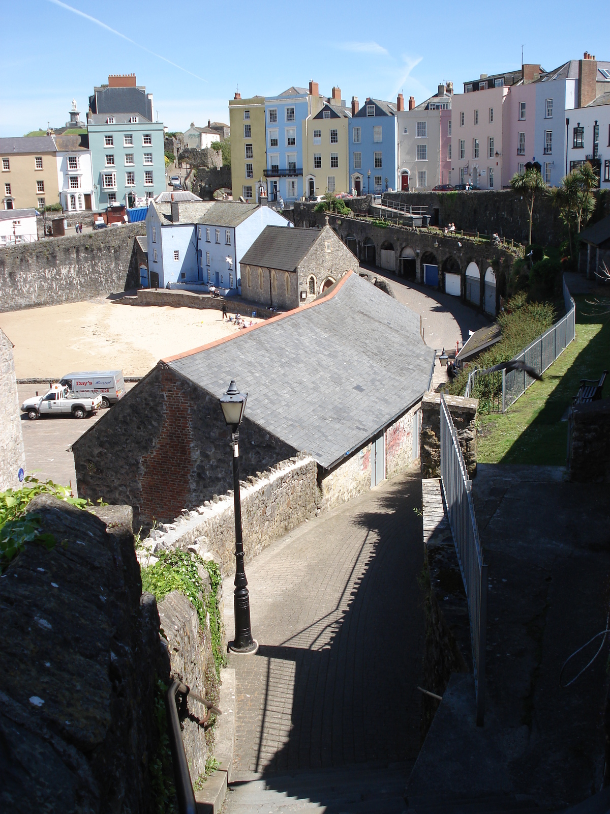 Picture United Kingdom Pembrokeshire Tenby 2006-05 43 - Sight Tenby