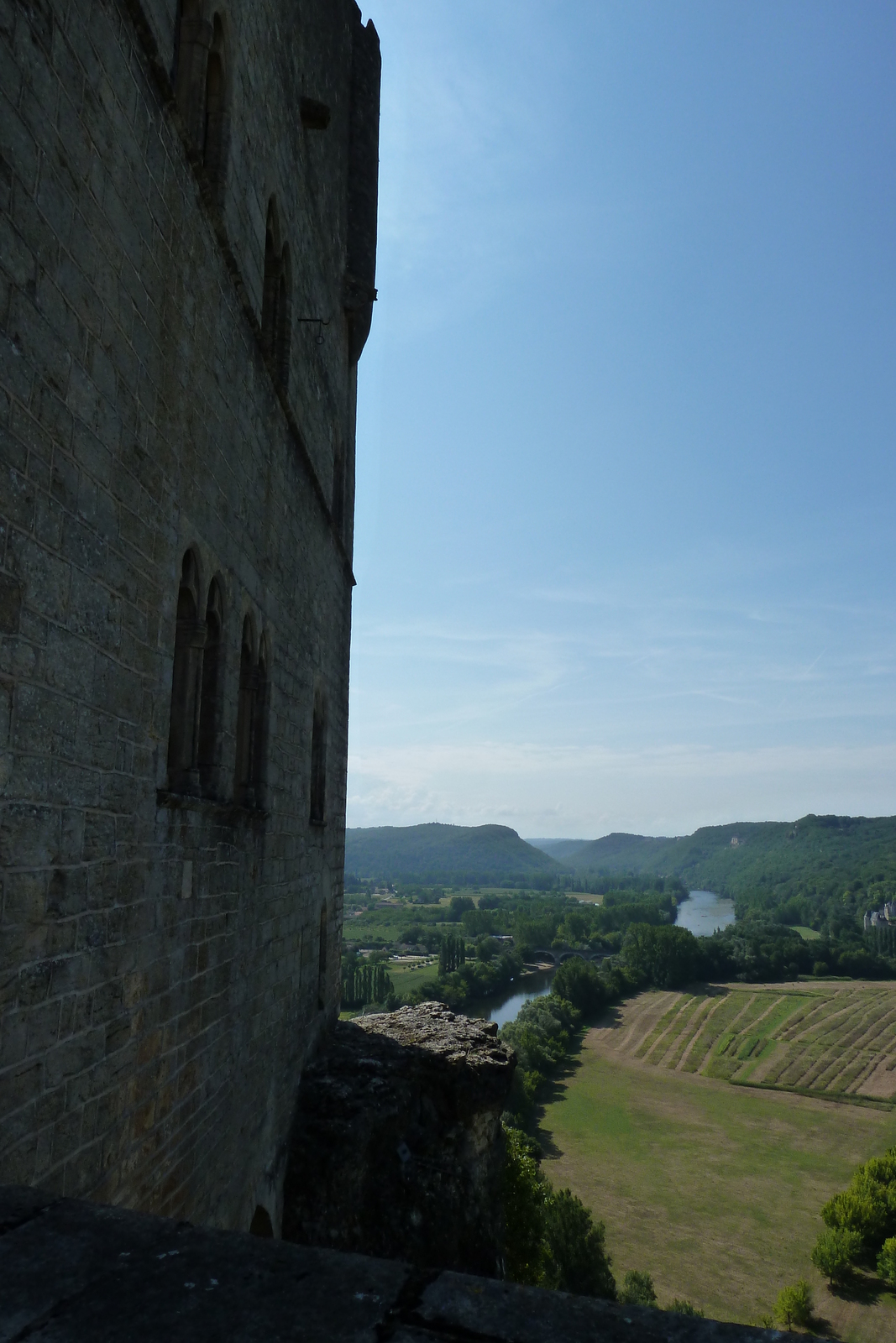 Picture France Beynac Castle 2010-08 13 - Tourist Beynac Castle