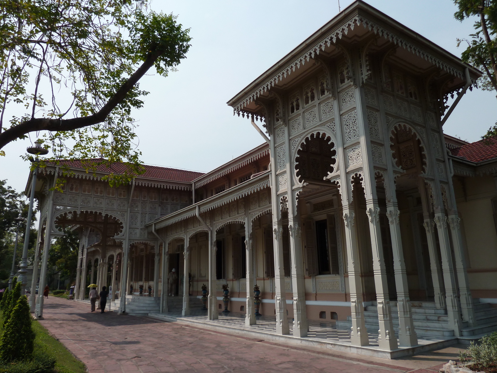 Picture Thailand Bangkok Vimanmek Palace 2011-01 62 - Road Vimanmek Palace