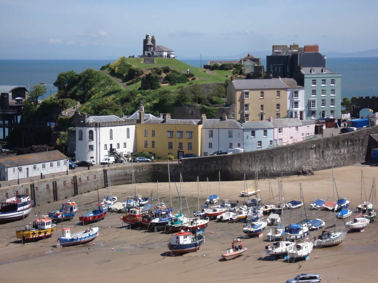 Picture United Kingdom Pembrokeshire Tenby 2006-05 93 - Journey Tenby