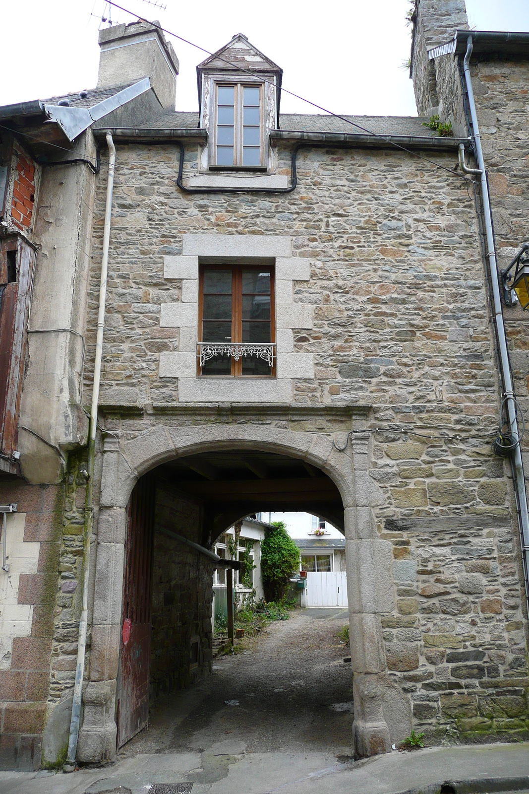 Picture France Treguier 2007-08 92 - Road Treguier