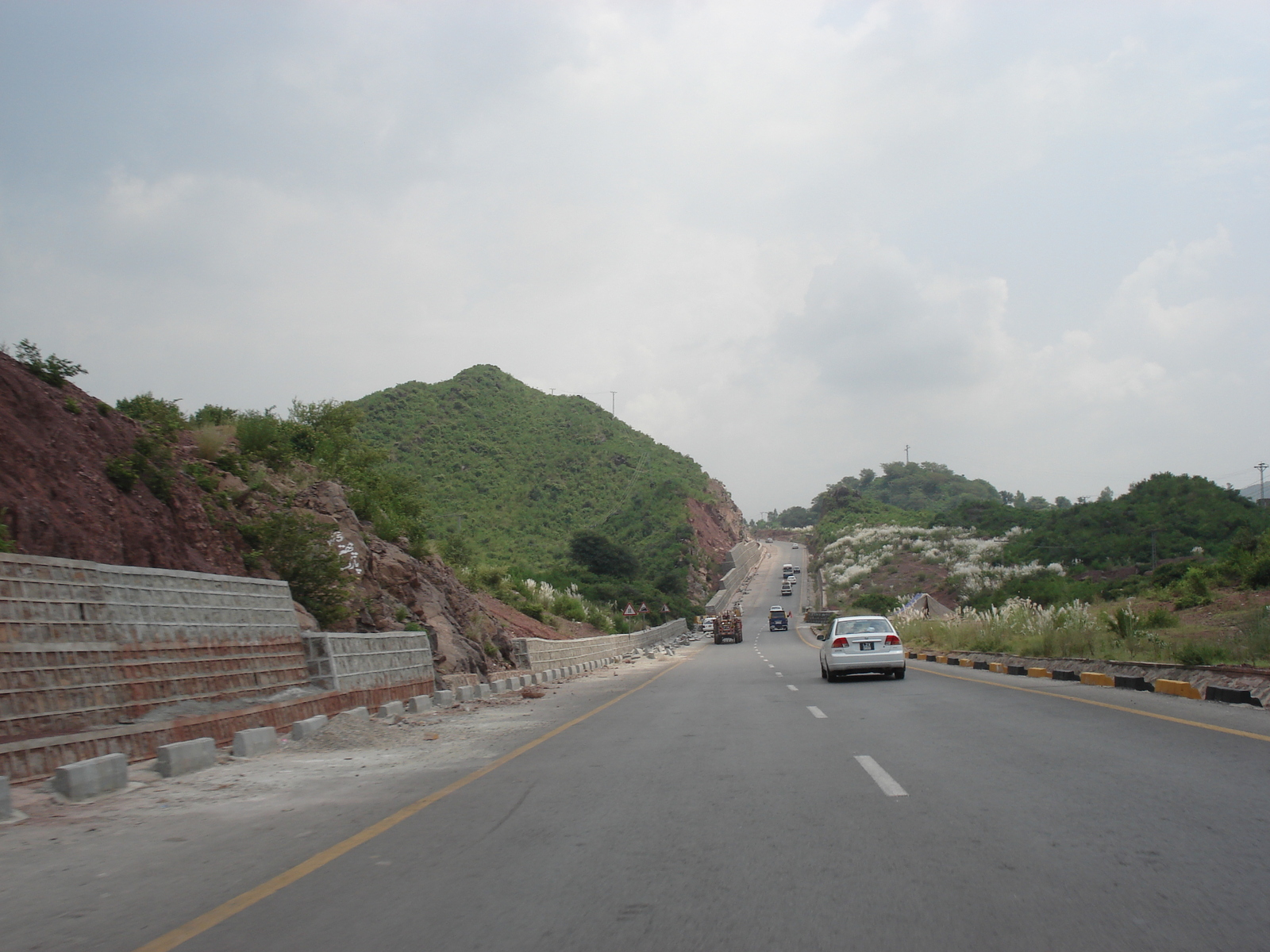 Picture Pakistan Islamabad to Murree road 2006-08 86 - Picture Islamabad to Murree road