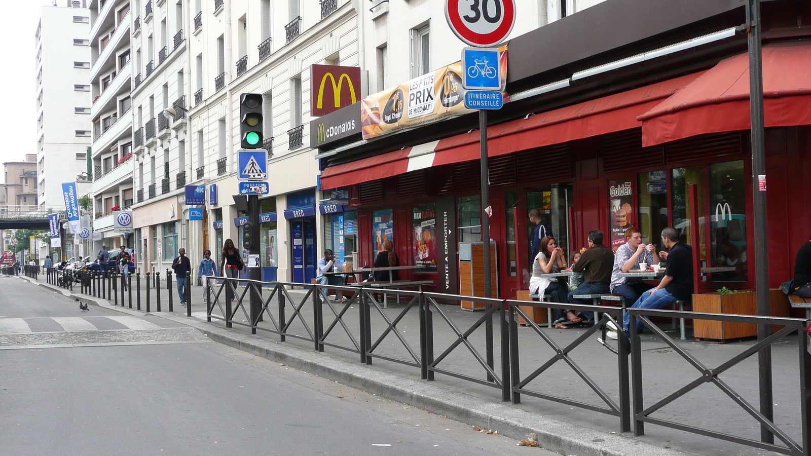 Picture France Paris Around Paris east 2007-06 93 - Photographers Around Paris east