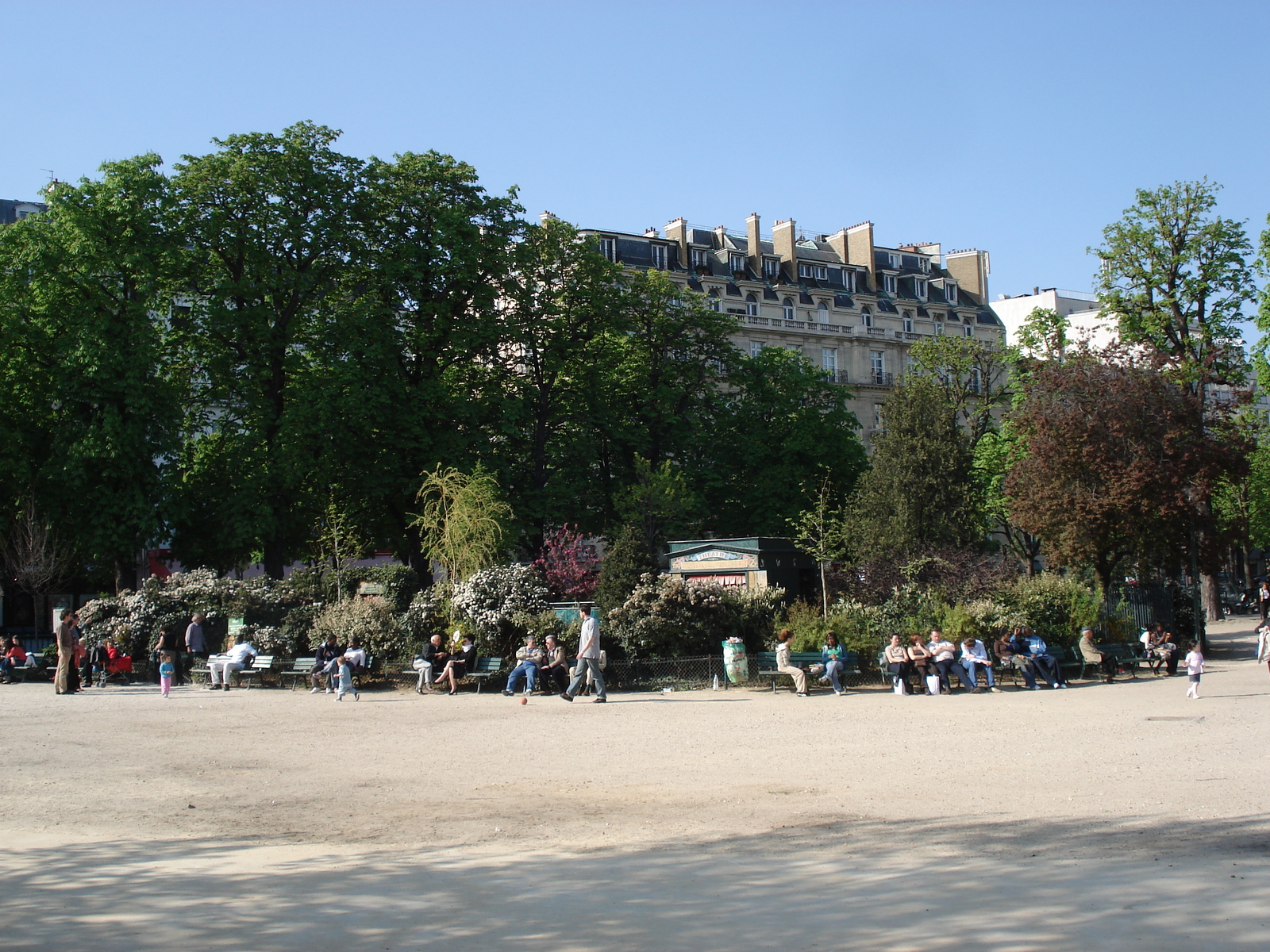 Picture France Paris Champs Elysees 2006-04 2 - Perspective Champs Elysees