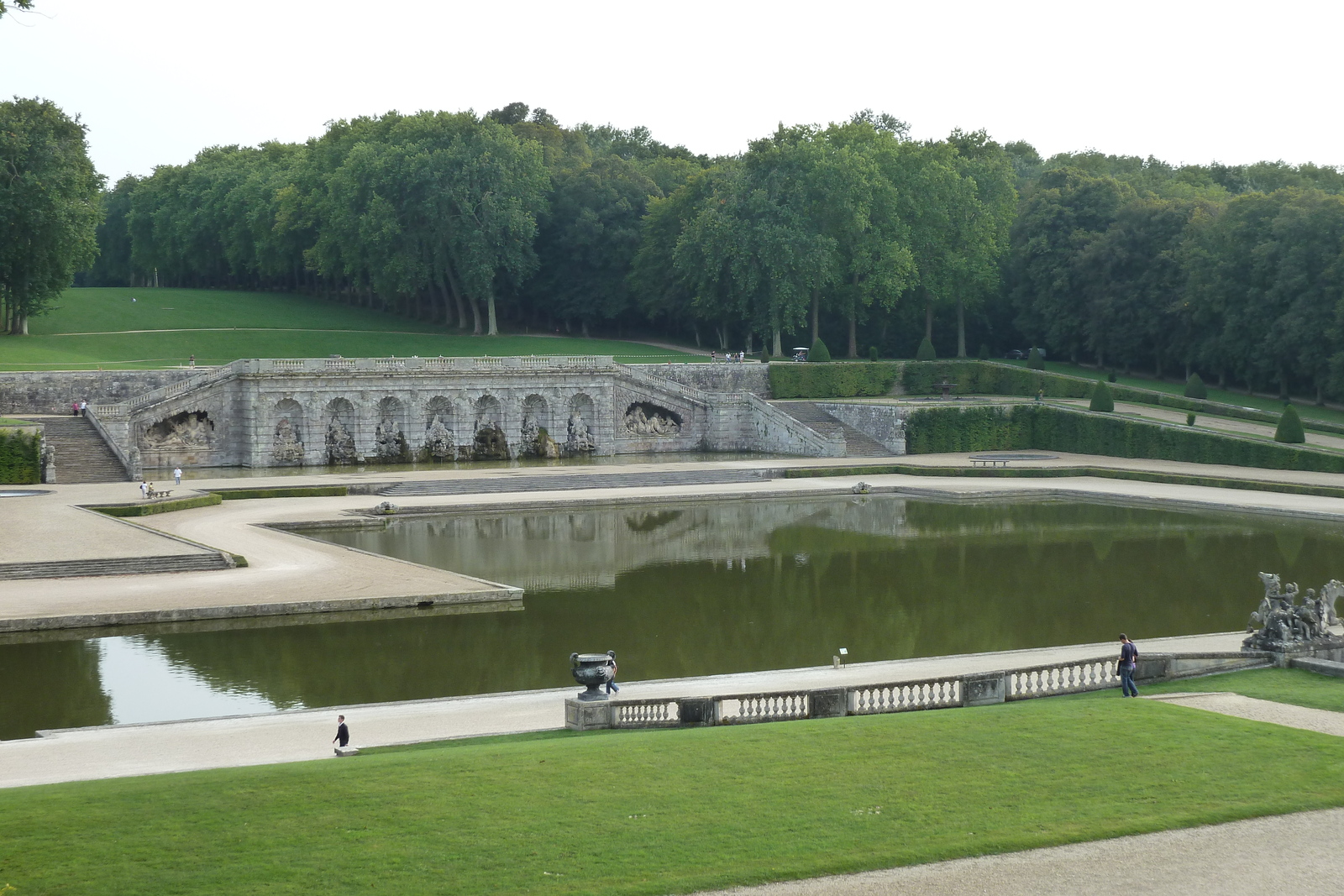 Picture France Vaux Le Vicomte Castle Vaux Le Vicomte Gardens 2010-09 61 - Perspective Vaux Le Vicomte Gardens