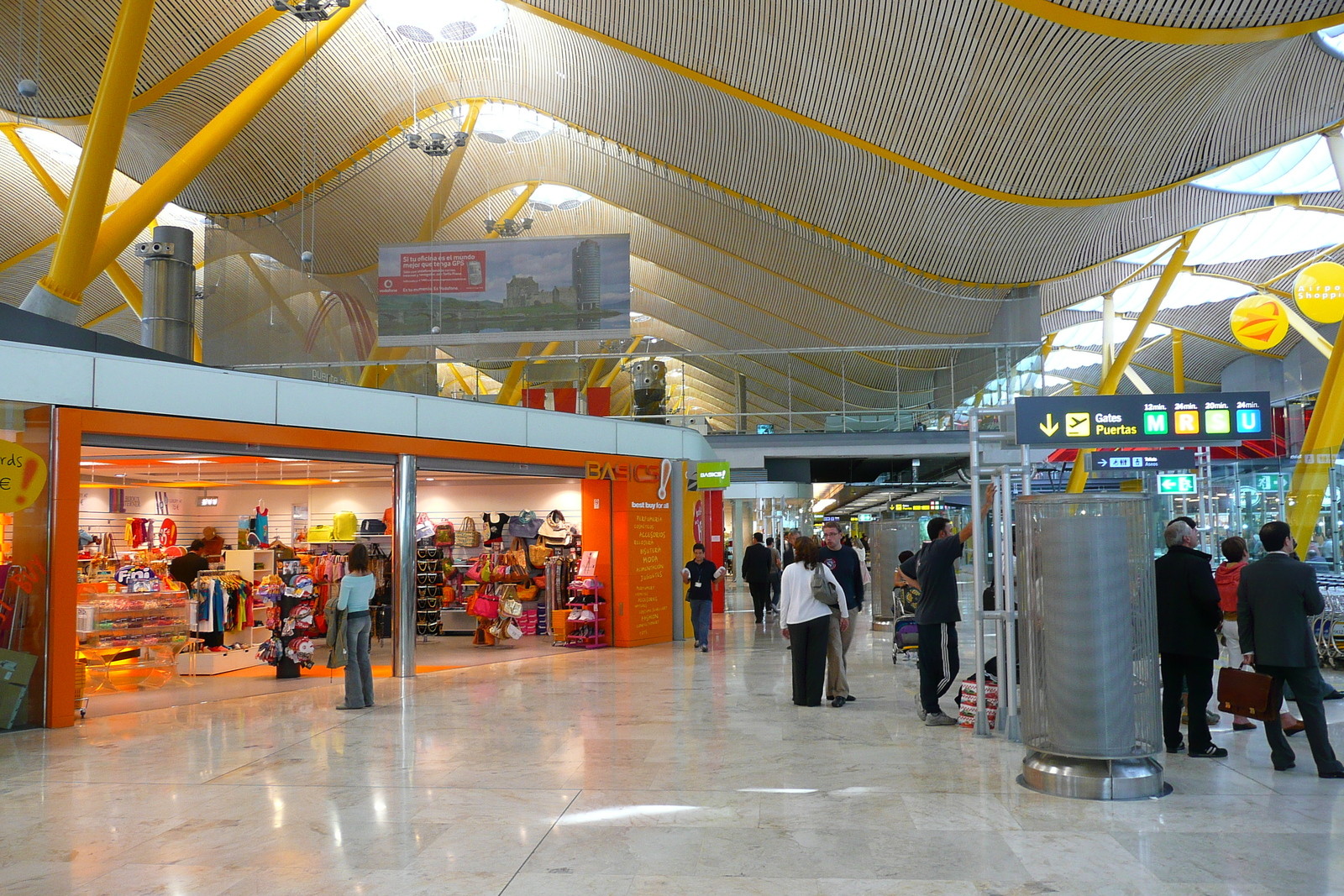 Picture Spain Madrid Barajas Airport 2007-09 60 - Flights Barajas Airport