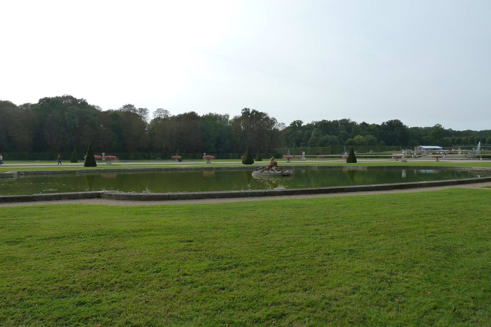 Picture France Vaux Le Vicomte Castle Vaux Le Vicomte Gardens 2010-09 23 - Tourist Vaux Le Vicomte Gardens