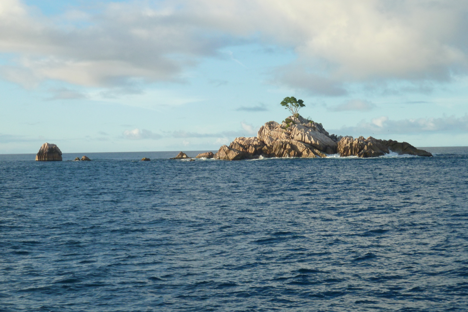 Picture Seychelles Praslin 2011-10 129 - Perspective Praslin