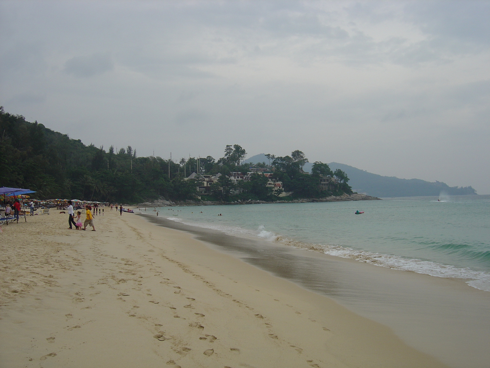 Picture Thailand Phuket Surin Beach 2005-12 15 - View Surin Beach