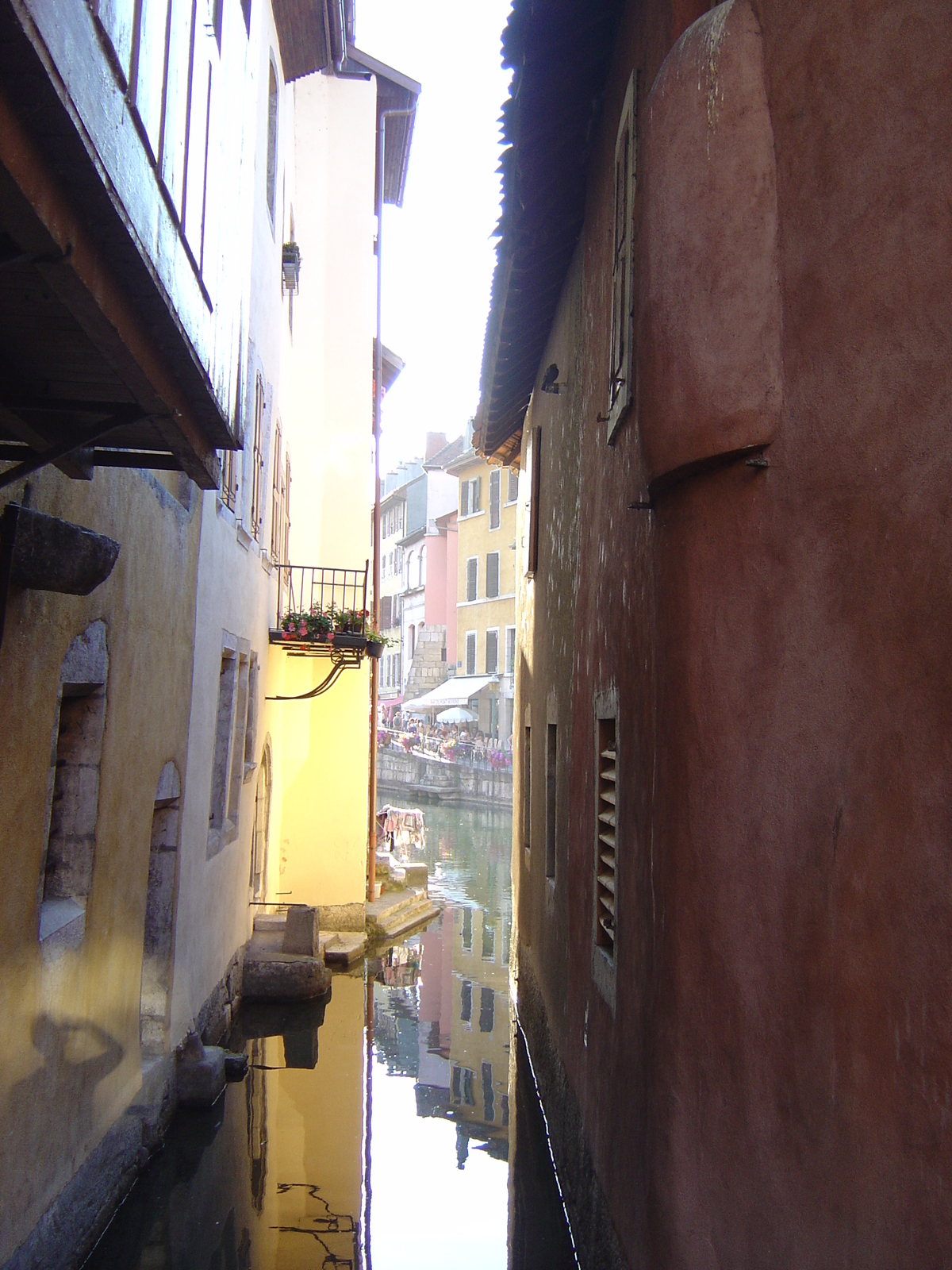 Picture France Annecy 2004-08 51 - Perspective Annecy