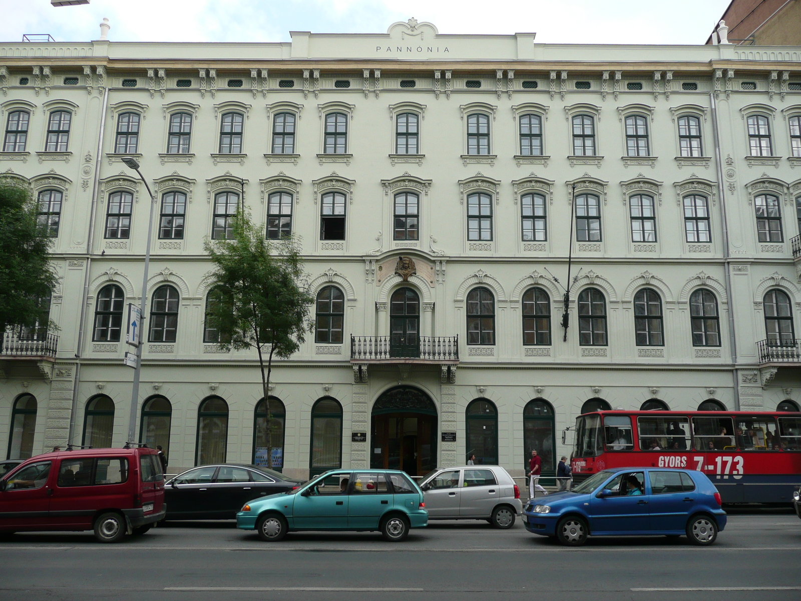 Picture Hungary Budapest Central Budapest 2007-06 51 - Perspective Central Budapest