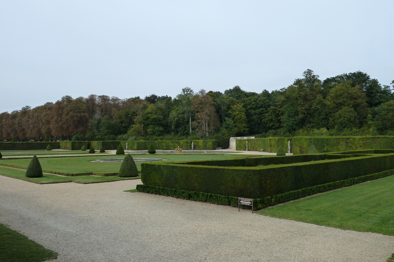 Picture France Vaux Le Vicomte Castle Vaux Le Vicomte Gardens 2010-09 14 - Photographers Vaux Le Vicomte Gardens