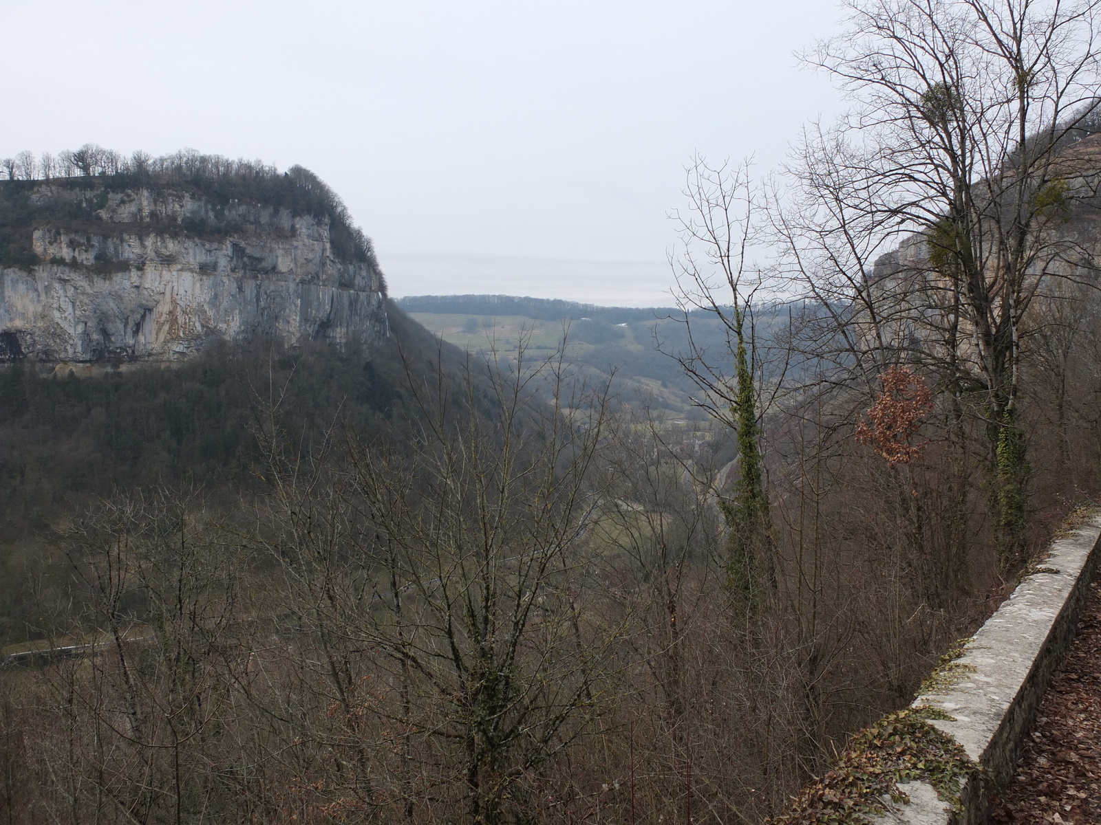 Picture France Baume les Messieurs 2012-02 27 - Randonee Baume les Messieurs