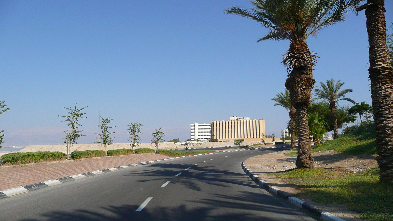 Picture Israel Boqeq 2007-06 34 - Tourist Boqeq