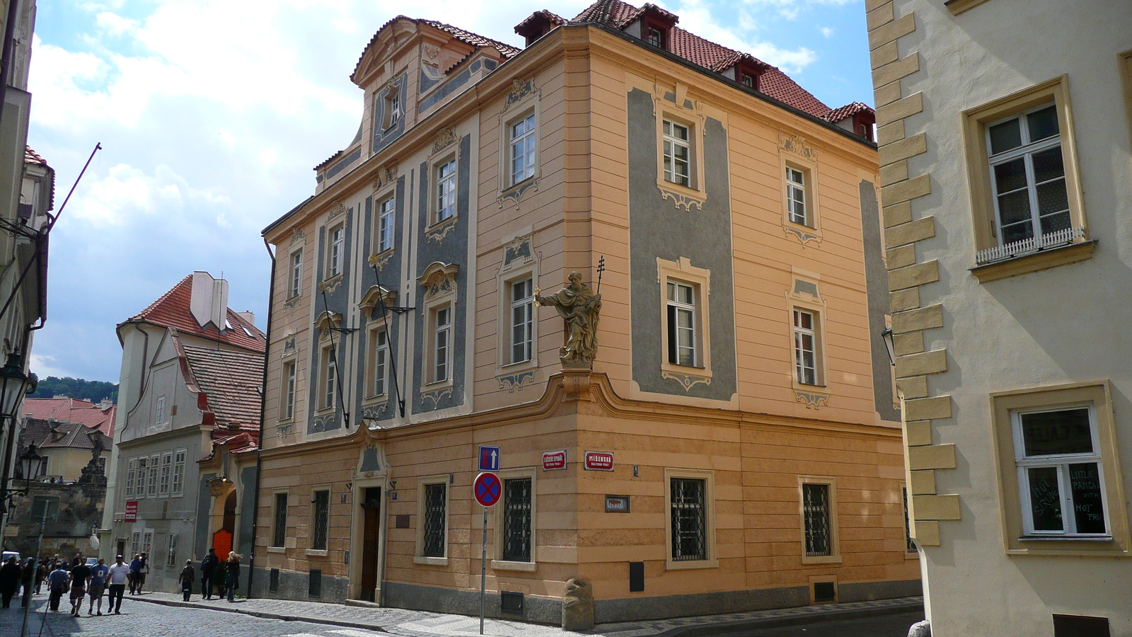 Picture Czech Republic Prague Around Prague Castle 2007-07 23 - Perspective Around Prague Castle