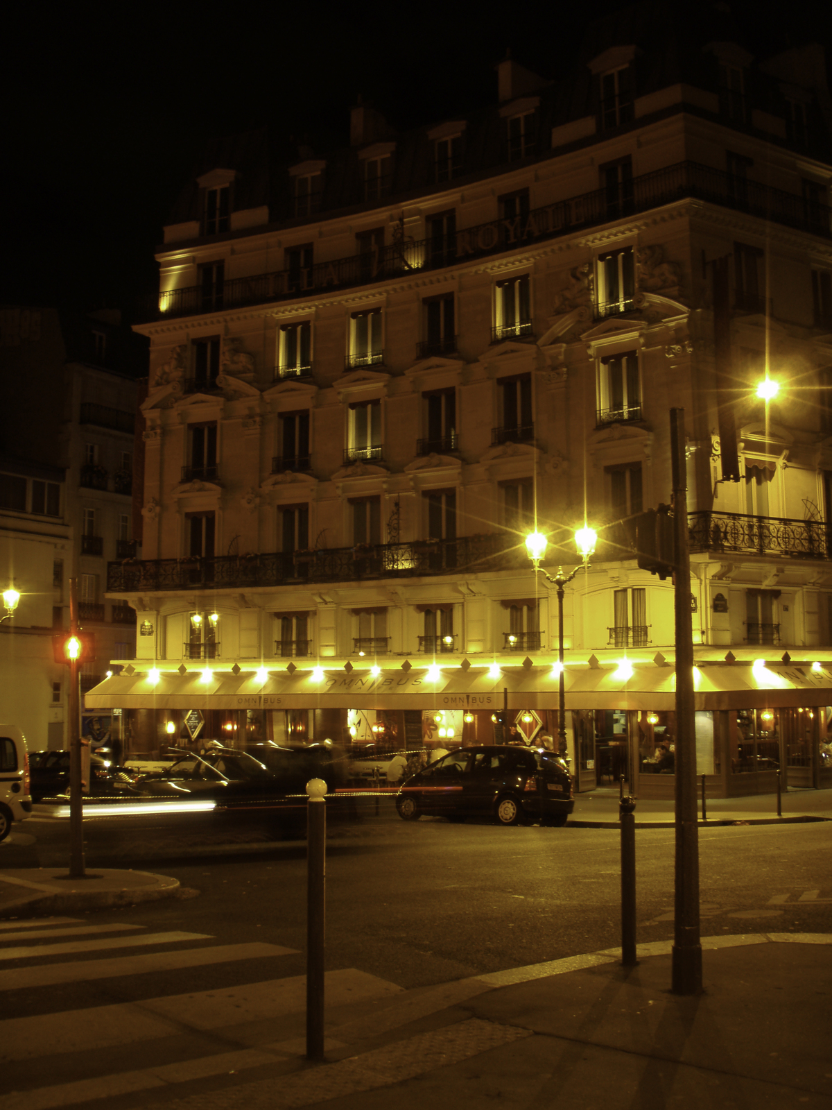 Picture France Paris Pigalle by night 2007-07 4 - Sightseeing Pigalle by night