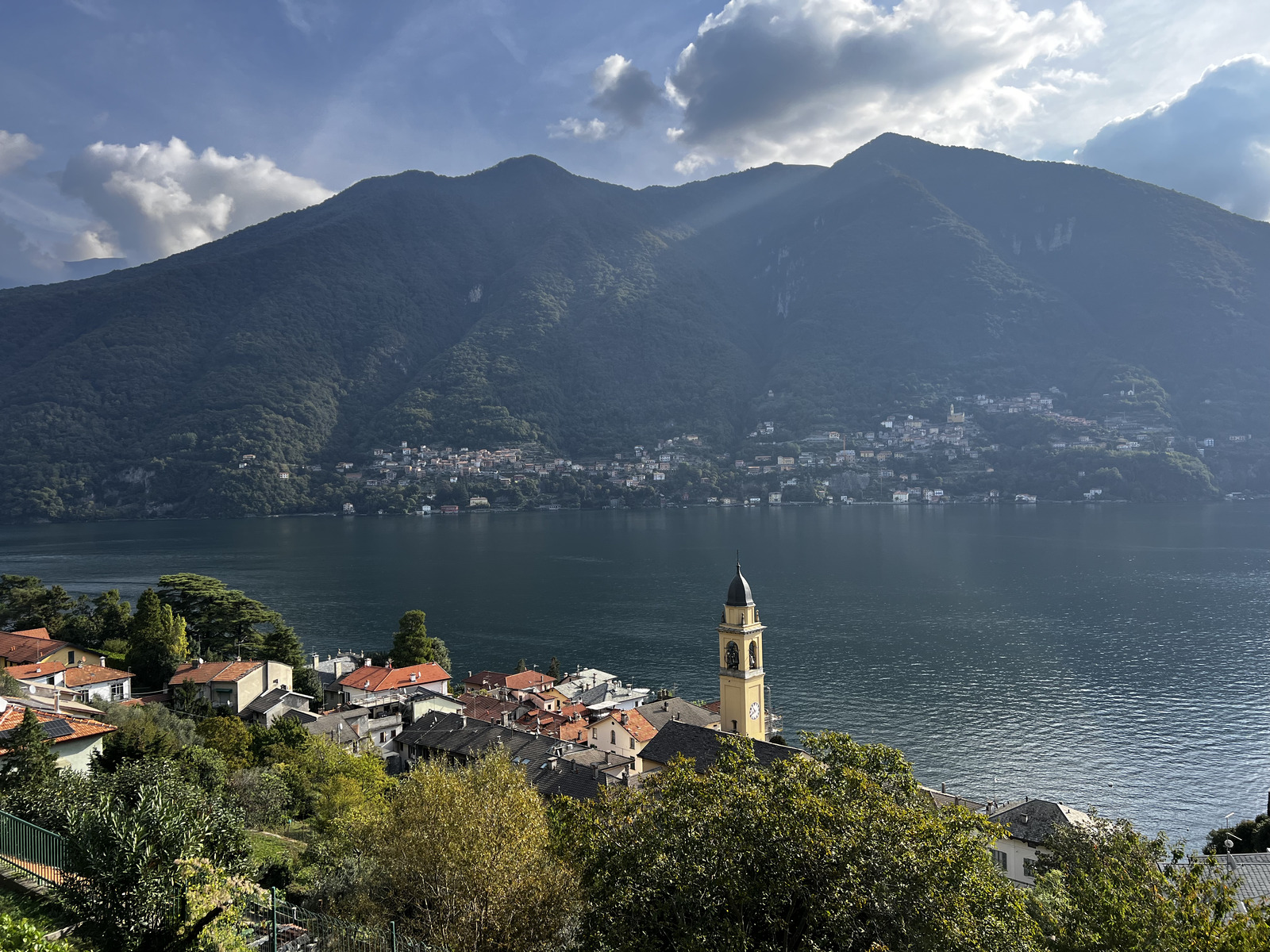 Picture Italy Lago di Como 2023-10 21 - Perspective Lago di Como