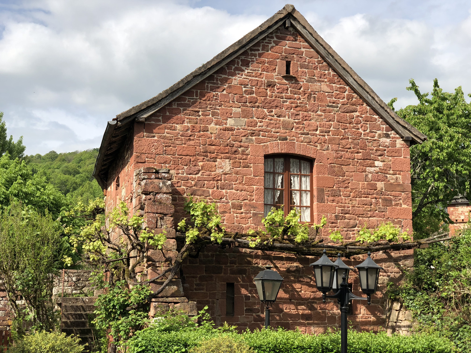 Picture France Collonges la Rouge 2018-04 94 - Photo Collonges la Rouge