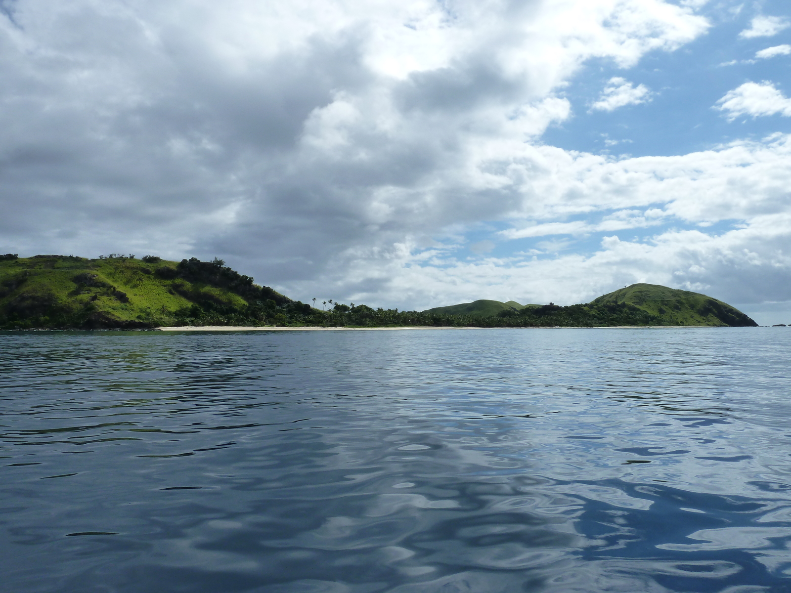 Picture Fiji Amunuca Island to Castaway Island 2010-05 17 - View Amunuca Island to Castaway Island