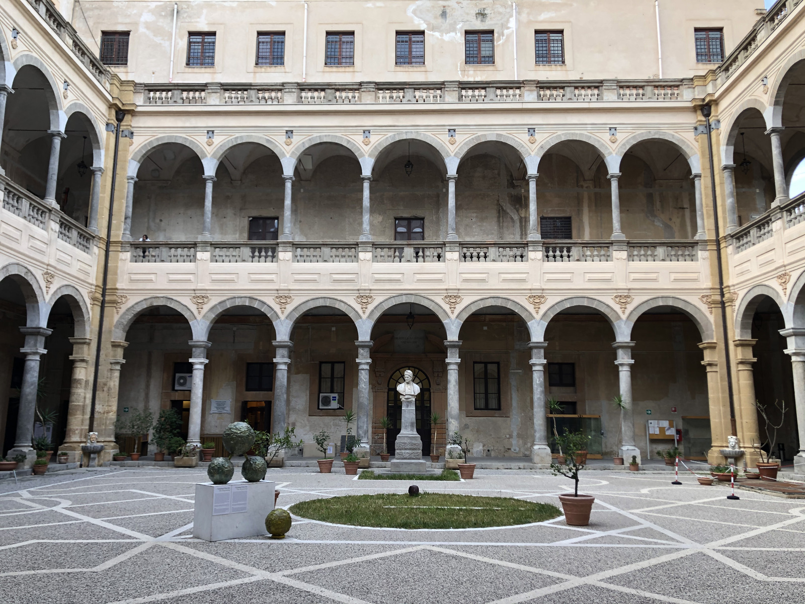 Picture Italy Sicily Palermo 2020-02 31 - Perspective Palermo